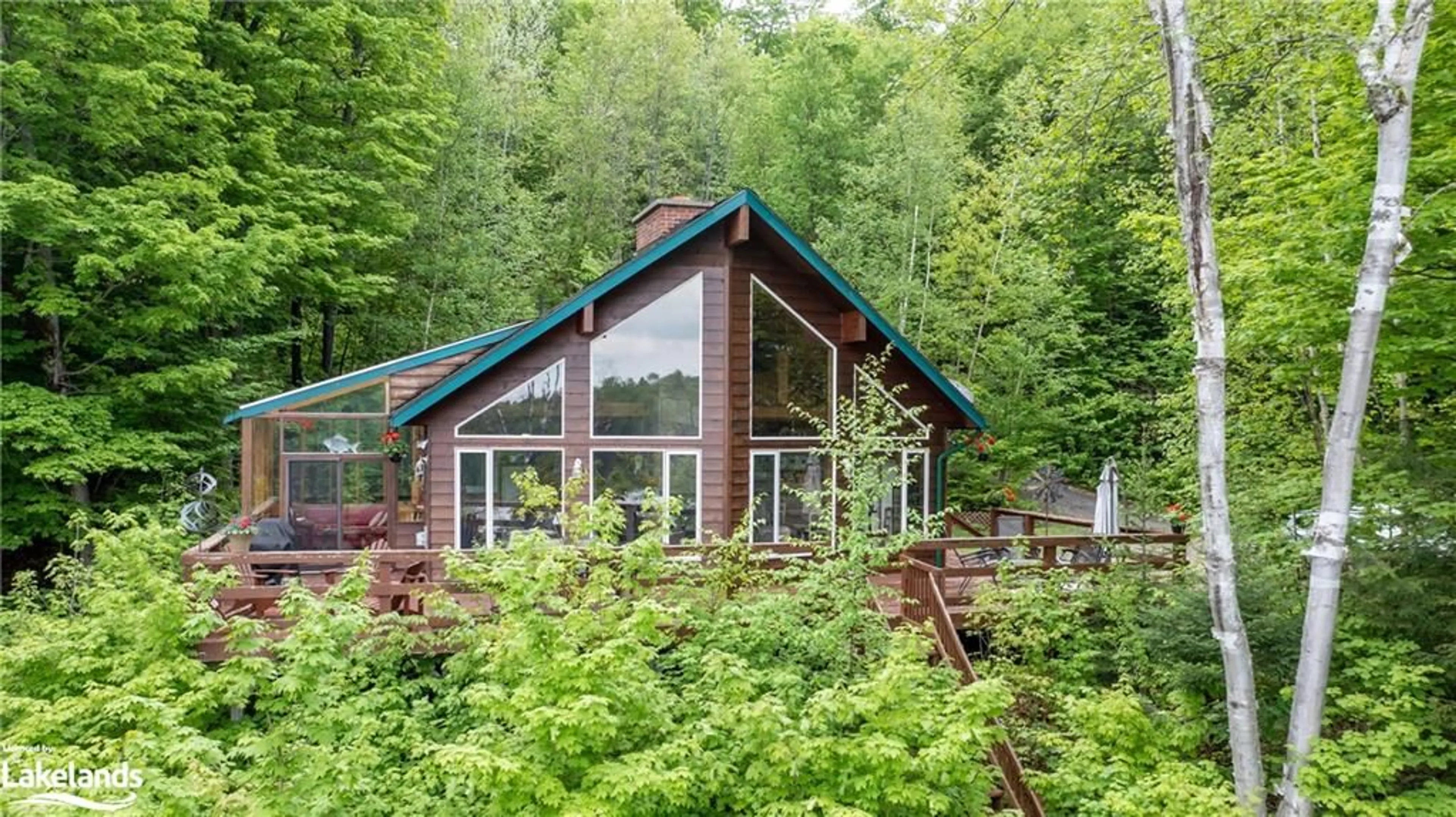 Cottage for 100 Rock Rd, Huntsville Ontario P0A 1R0