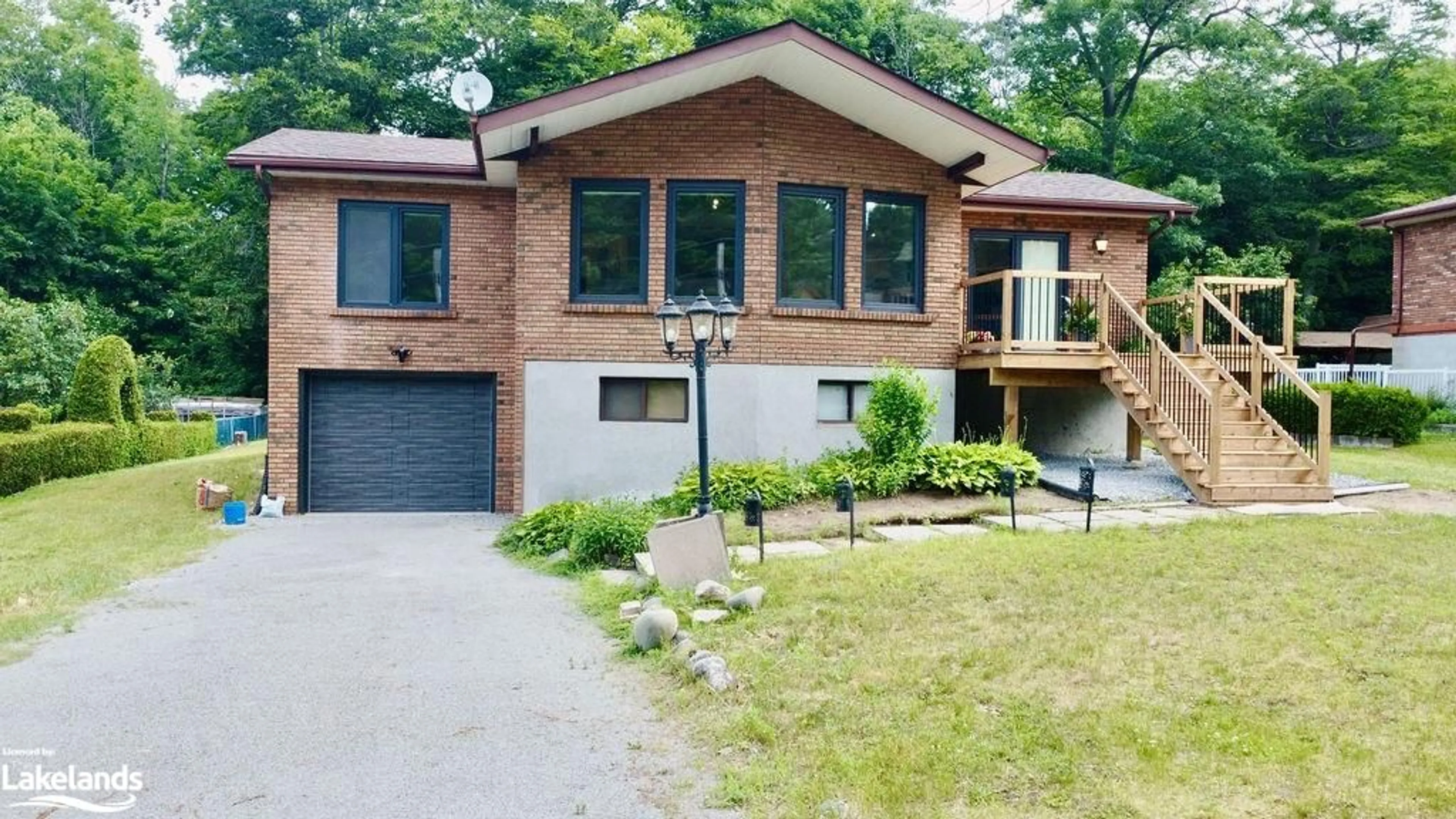 Home with brick exterior material for 26 Glen Cedar Dr, Tiny Ontario L9M 0H8