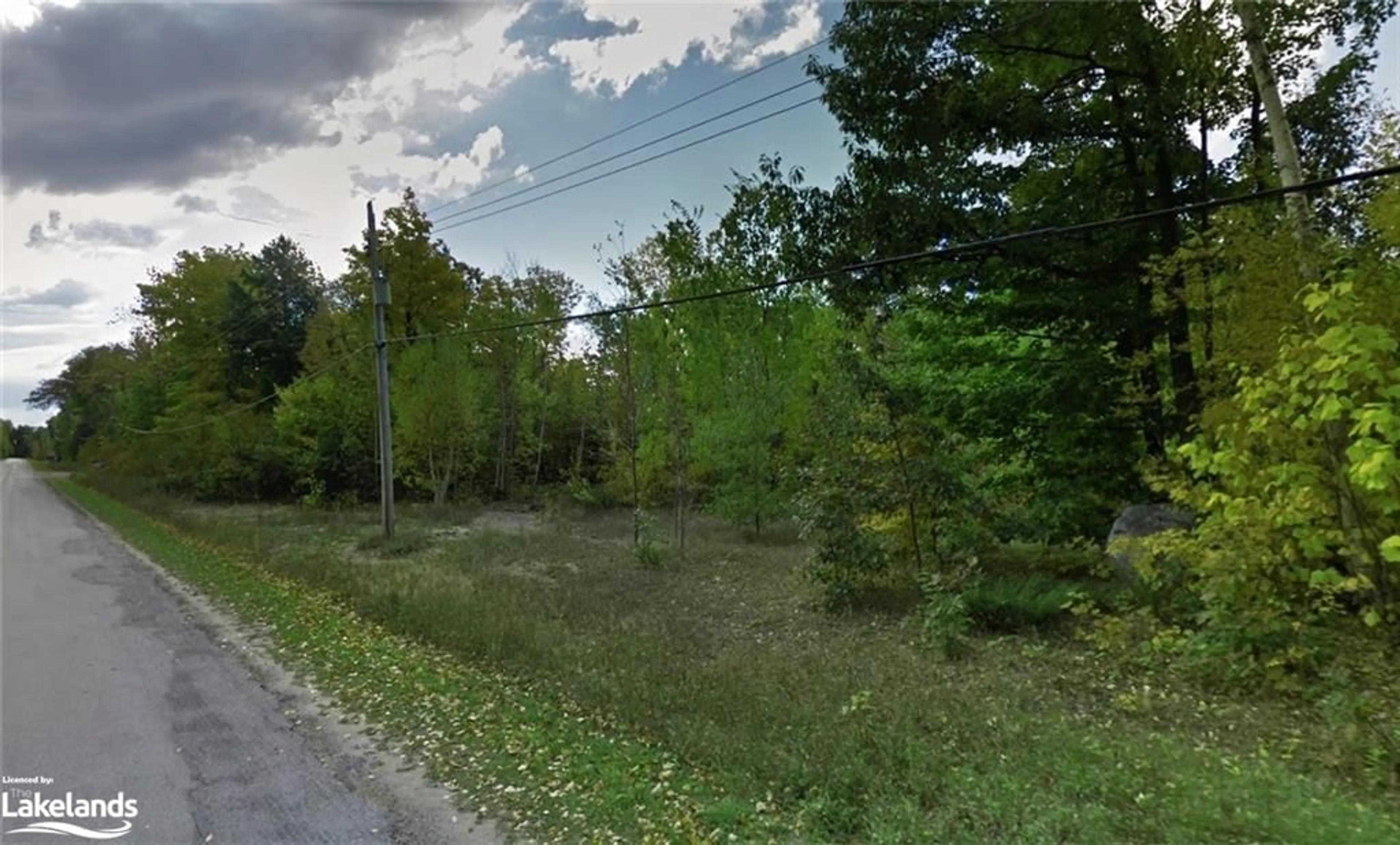 Fenced yard for PART 2 Tiny Beaches Rd, Tiny Ontario L9M 0J1