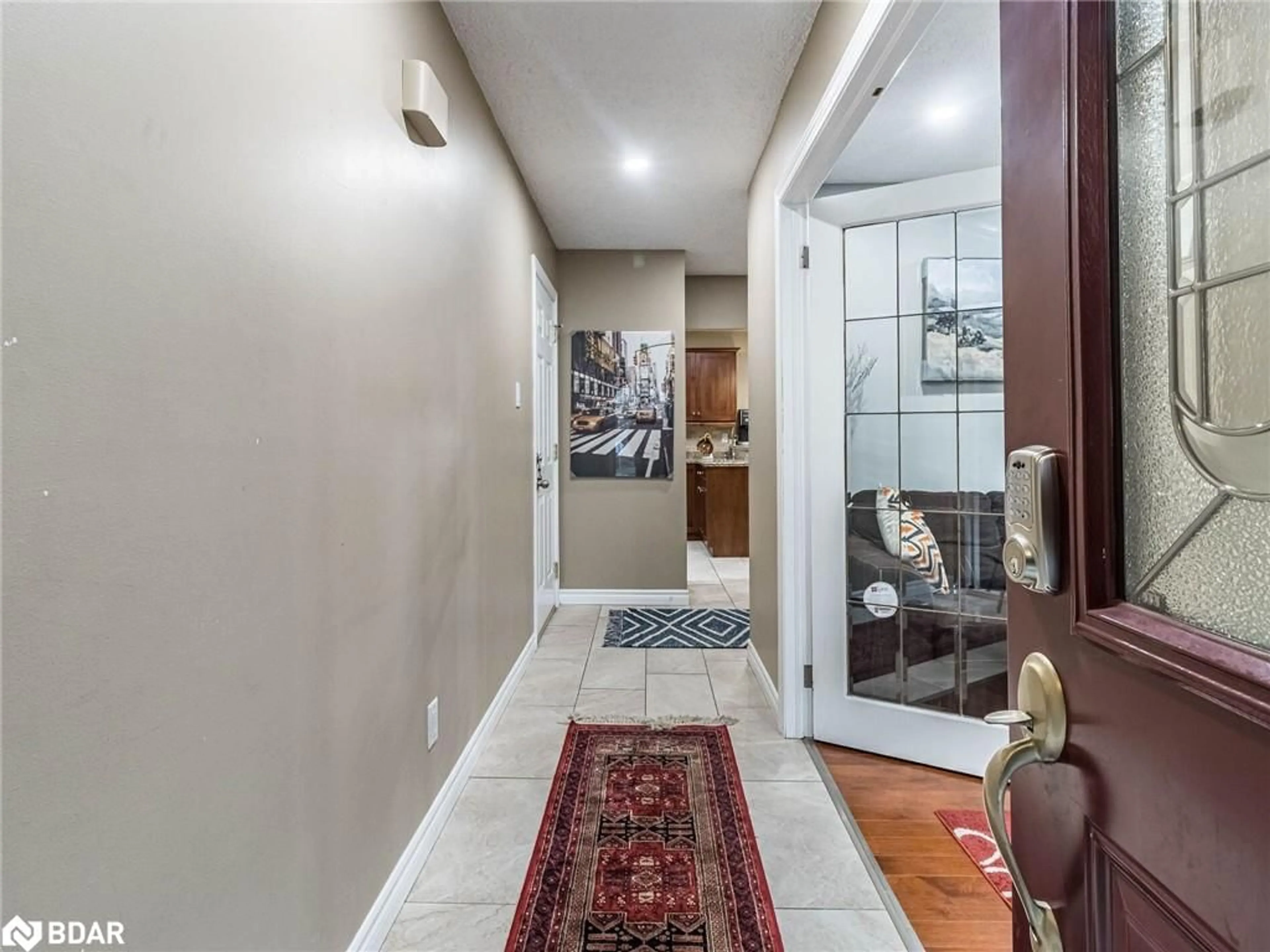 Indoor entryway for 29 Culpepper Dr, Waterloo Ontario N2L 5K8