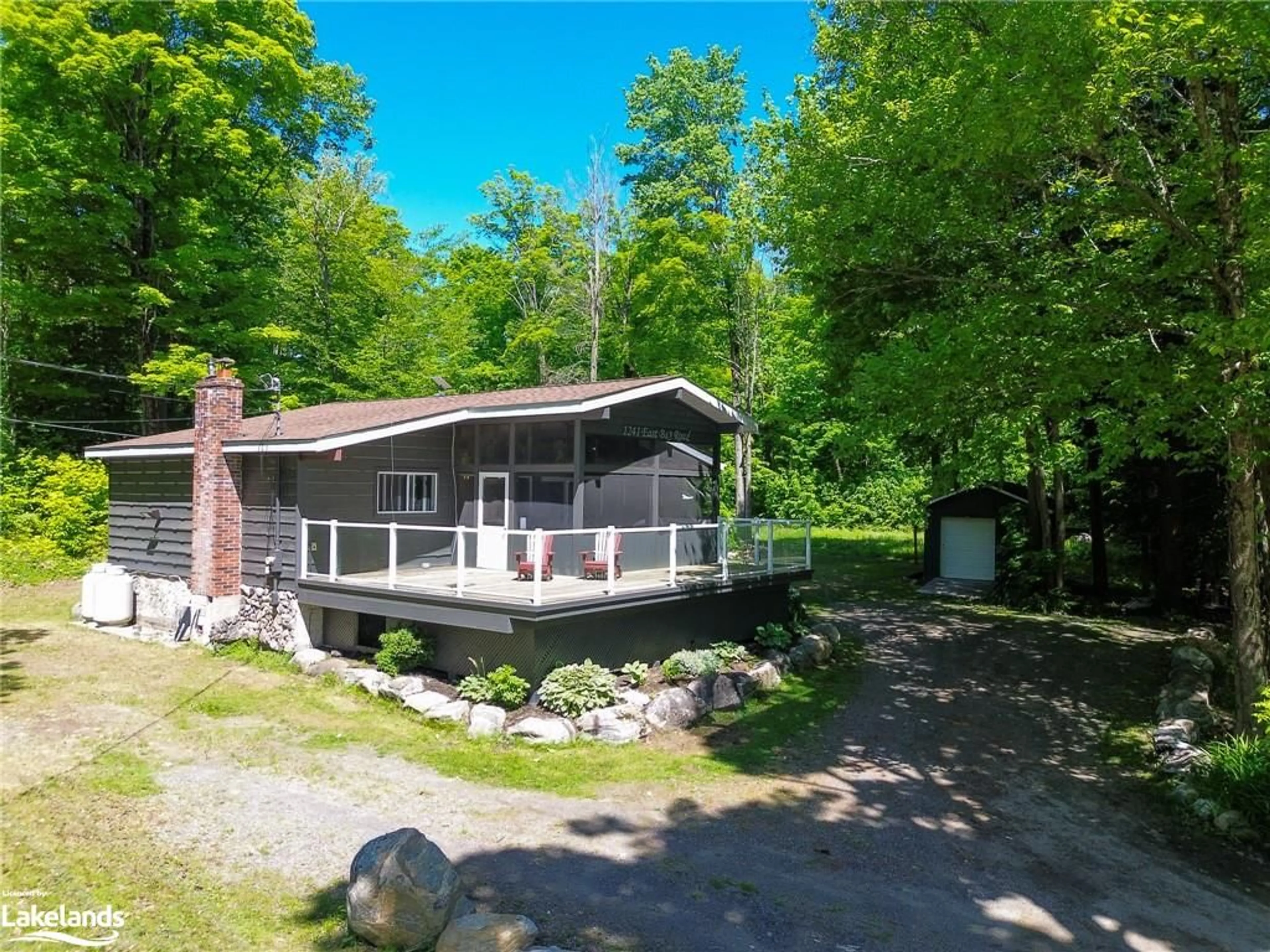 Cottage for 1241 East Bay Rd, Torrance Ontario P0C 1M0