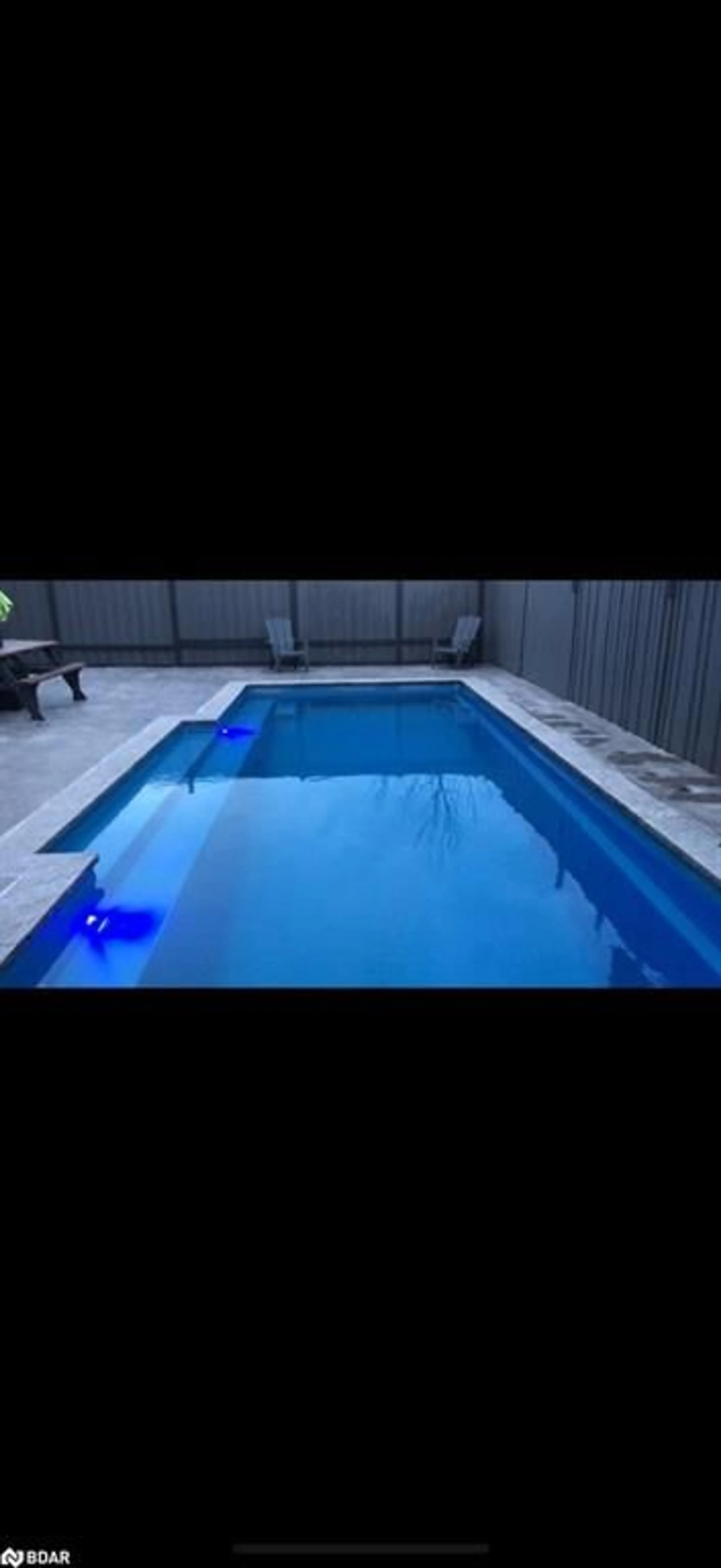 Indoor or outdoor pool for 267 Johnson St, Barrie Ontario L4M 6R9