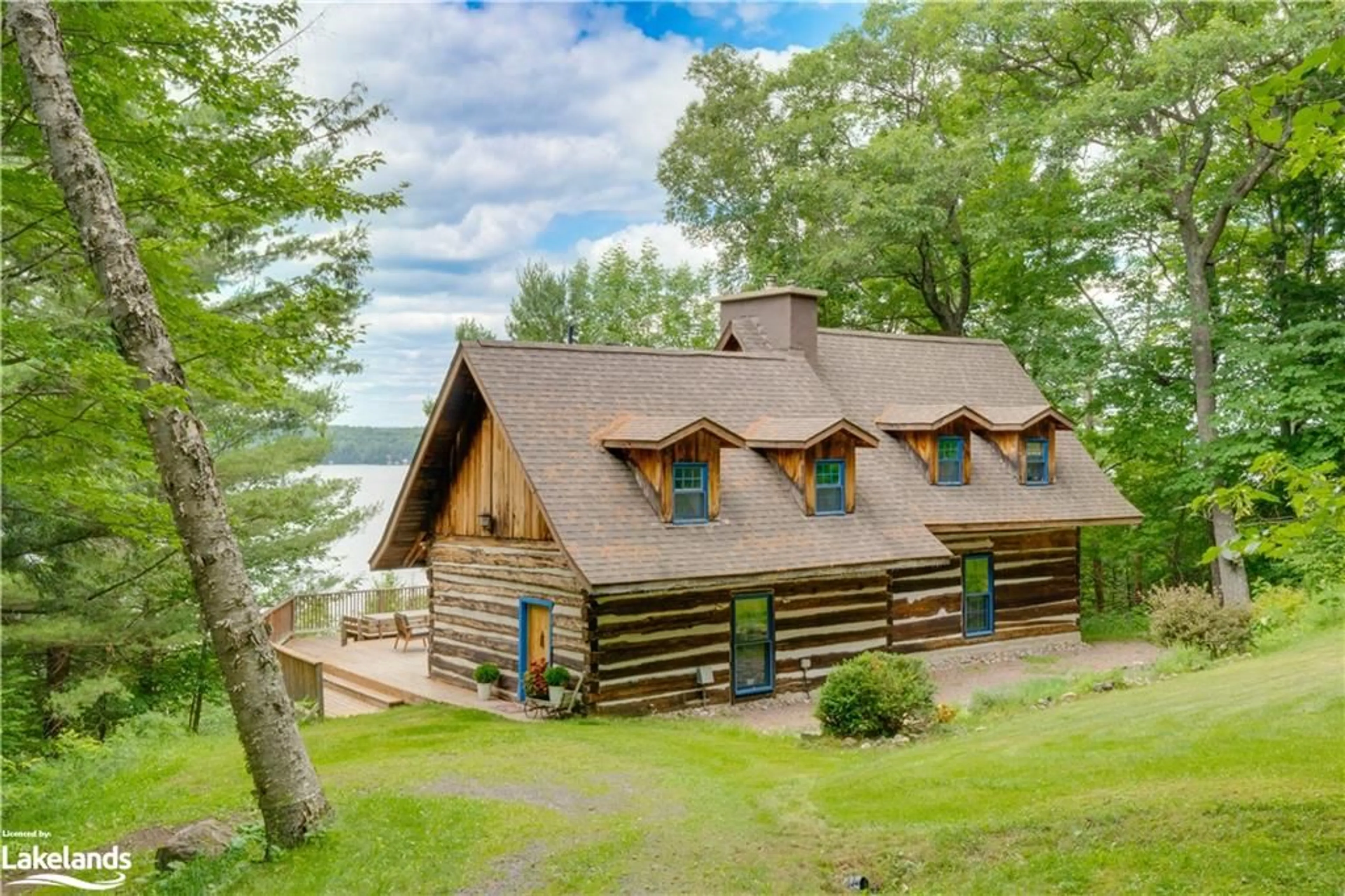 Cottage for 1120 Muskoka 10 Rd, Huntsville Ontario P0B 1L0