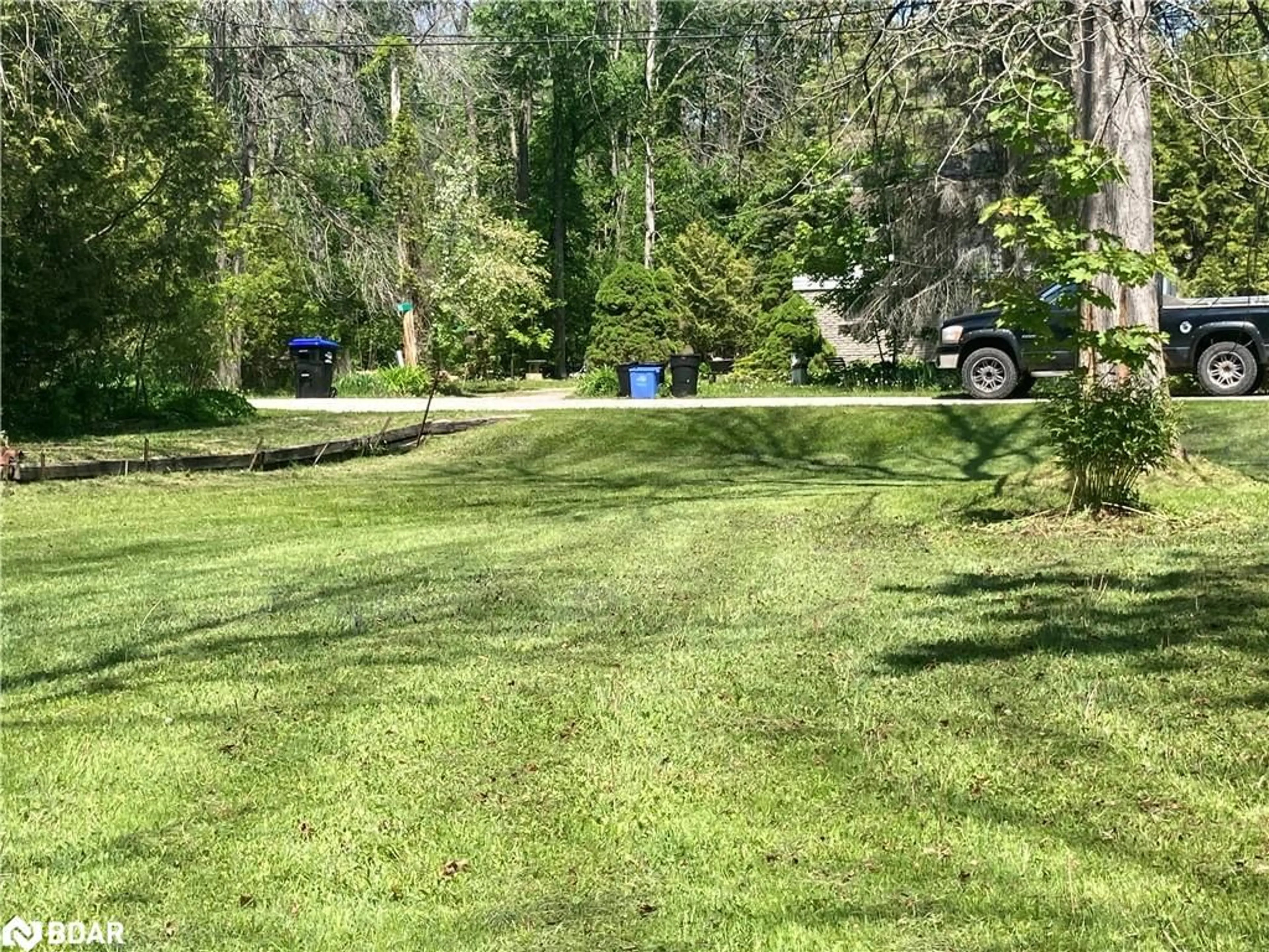 Fenced yard for 14 Barbara Ave, Oro Station Ontario L3V 2E0