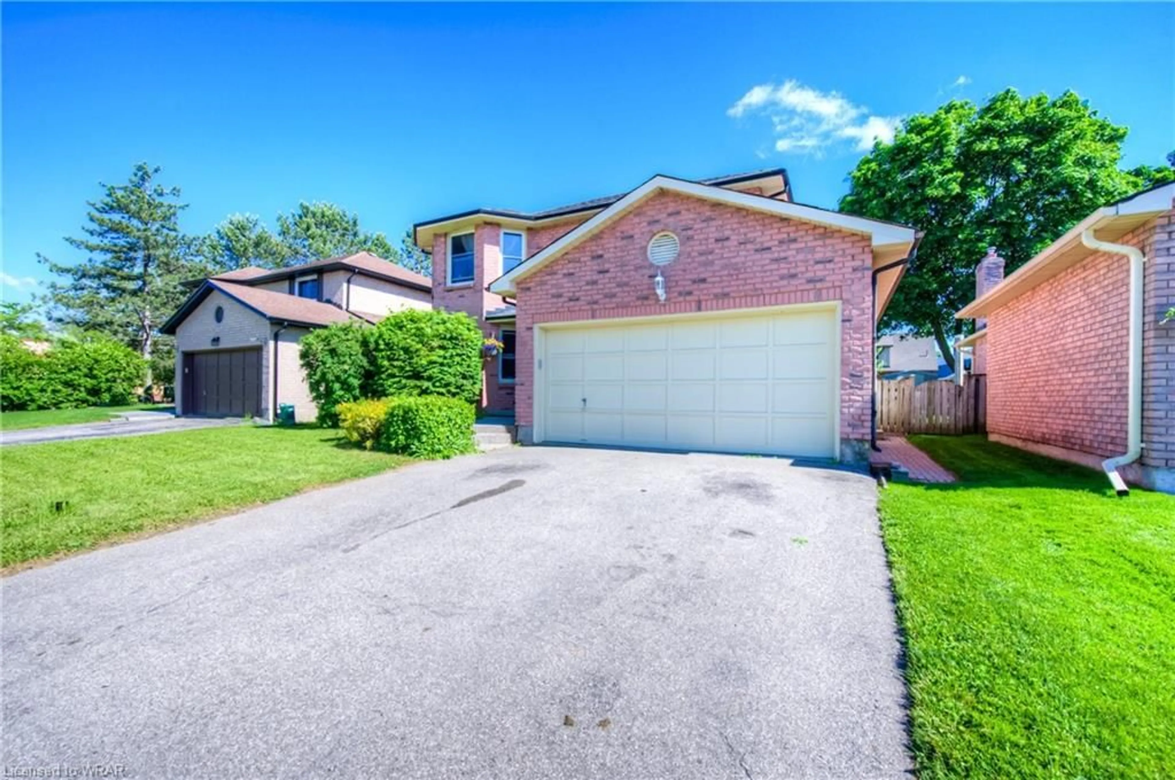 Frontside or backside of a home for 16 Sunset Dr, Paris Ontario N3L 3W4