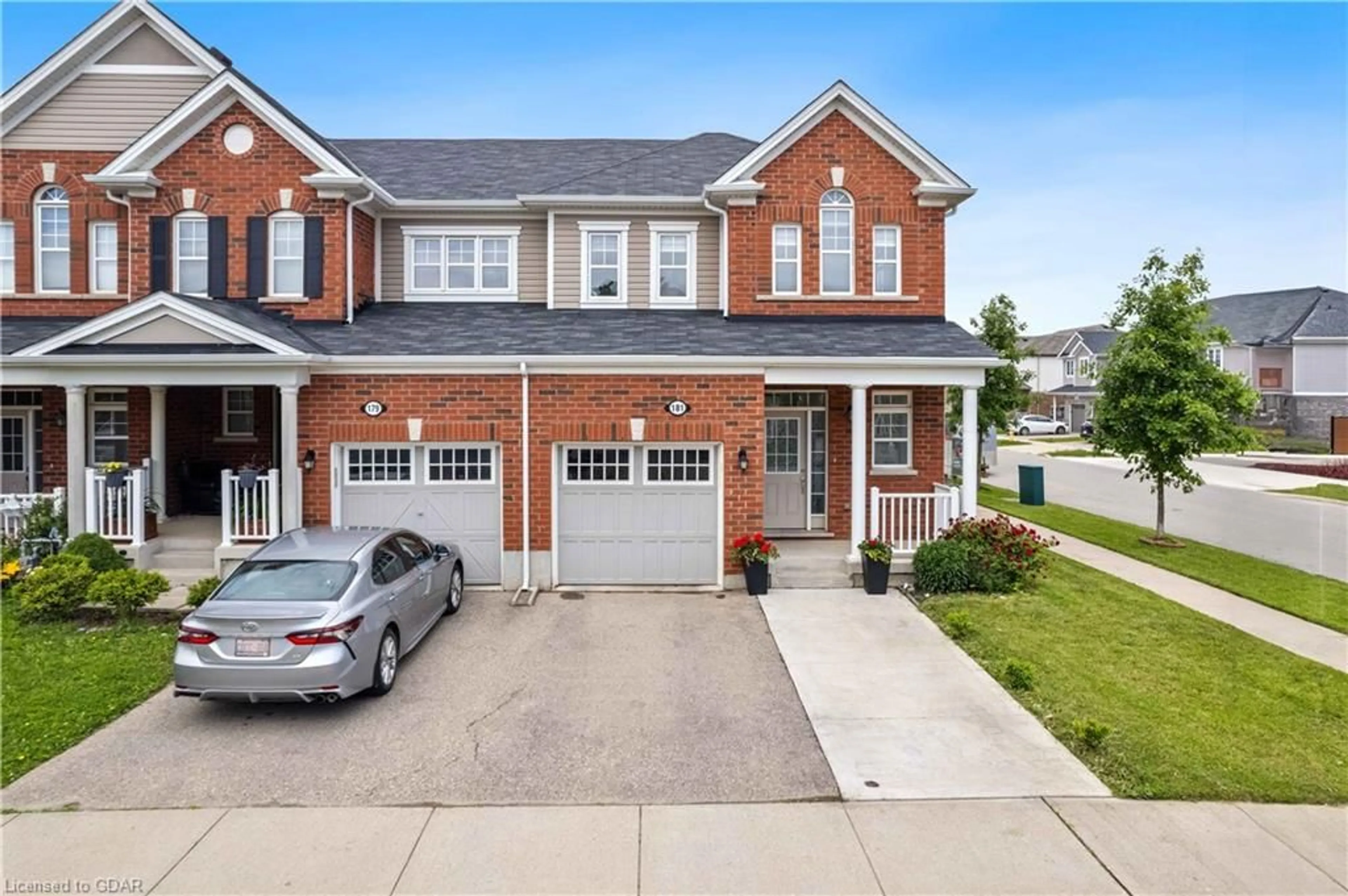 Home with brick exterior material for 181 West Oak Trail, Kitchener Ontario N2R 0J2