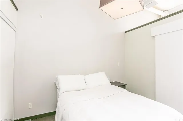 Additional property image - 404 King St Unit 117