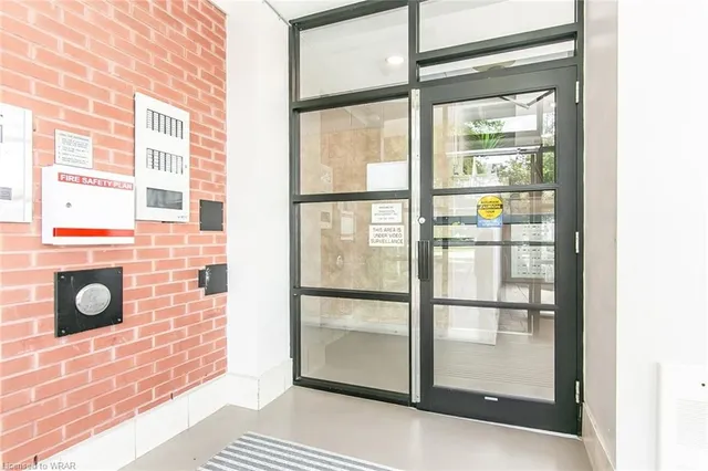 Additional property image - 404 King St Unit 117