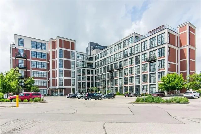 Additional property image - 404 King St Unit 117