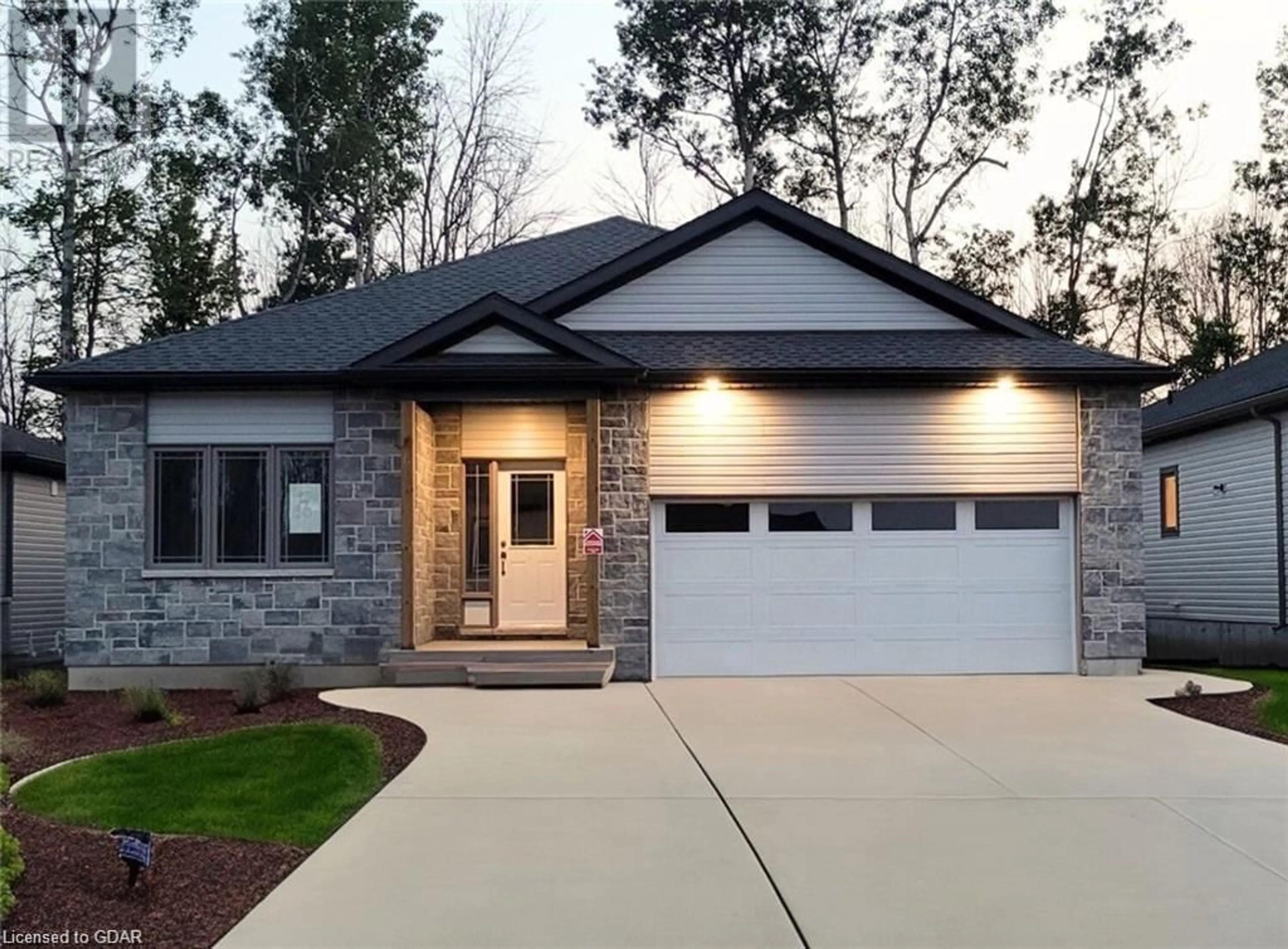Home with brick exterior material for 266 Adley Dr, Brockville Ontario K6V 7J2