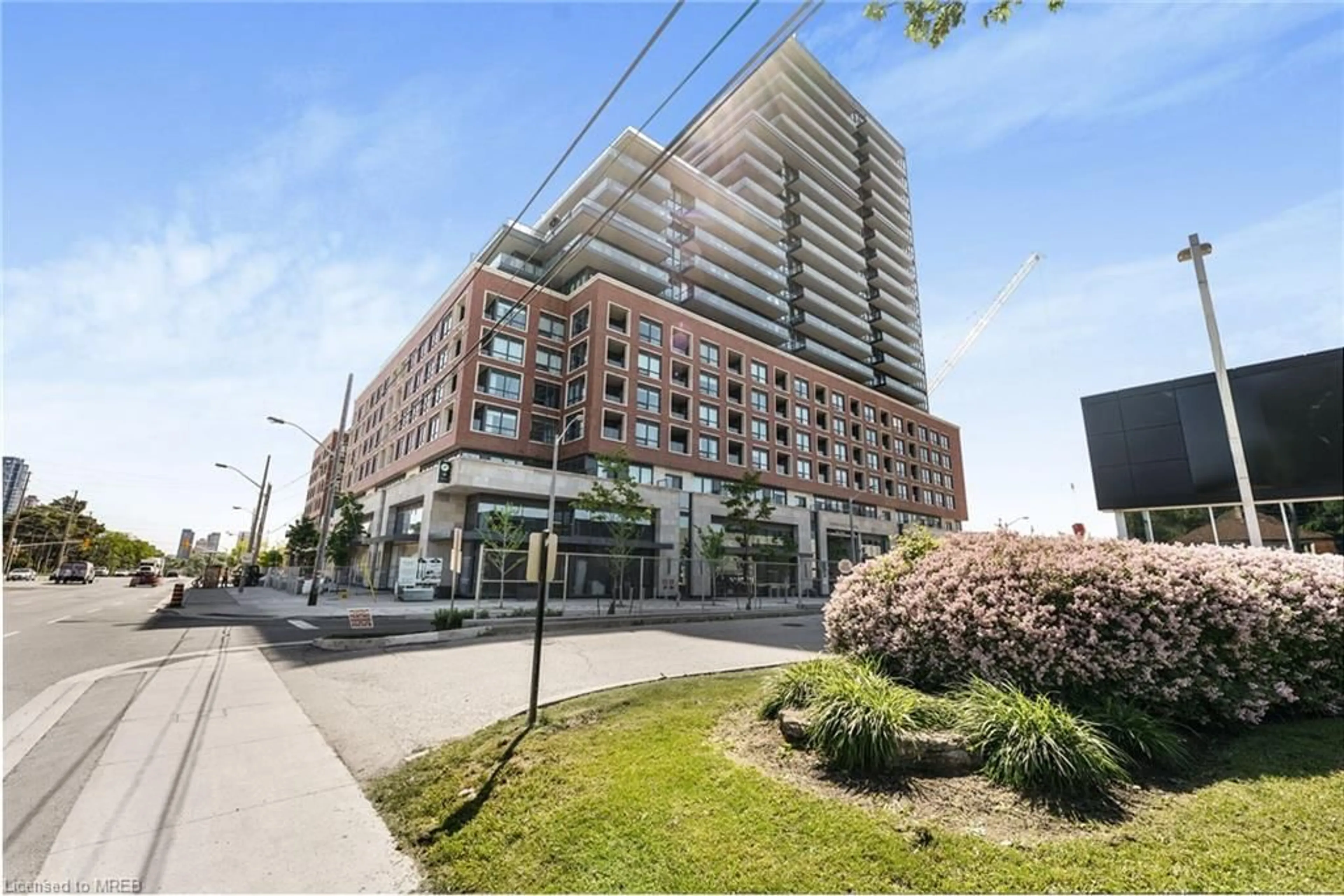 A pic from exterior of the house or condo for 33 Frederick Todd Way #1603, Toronto Ontario M4G 0C9