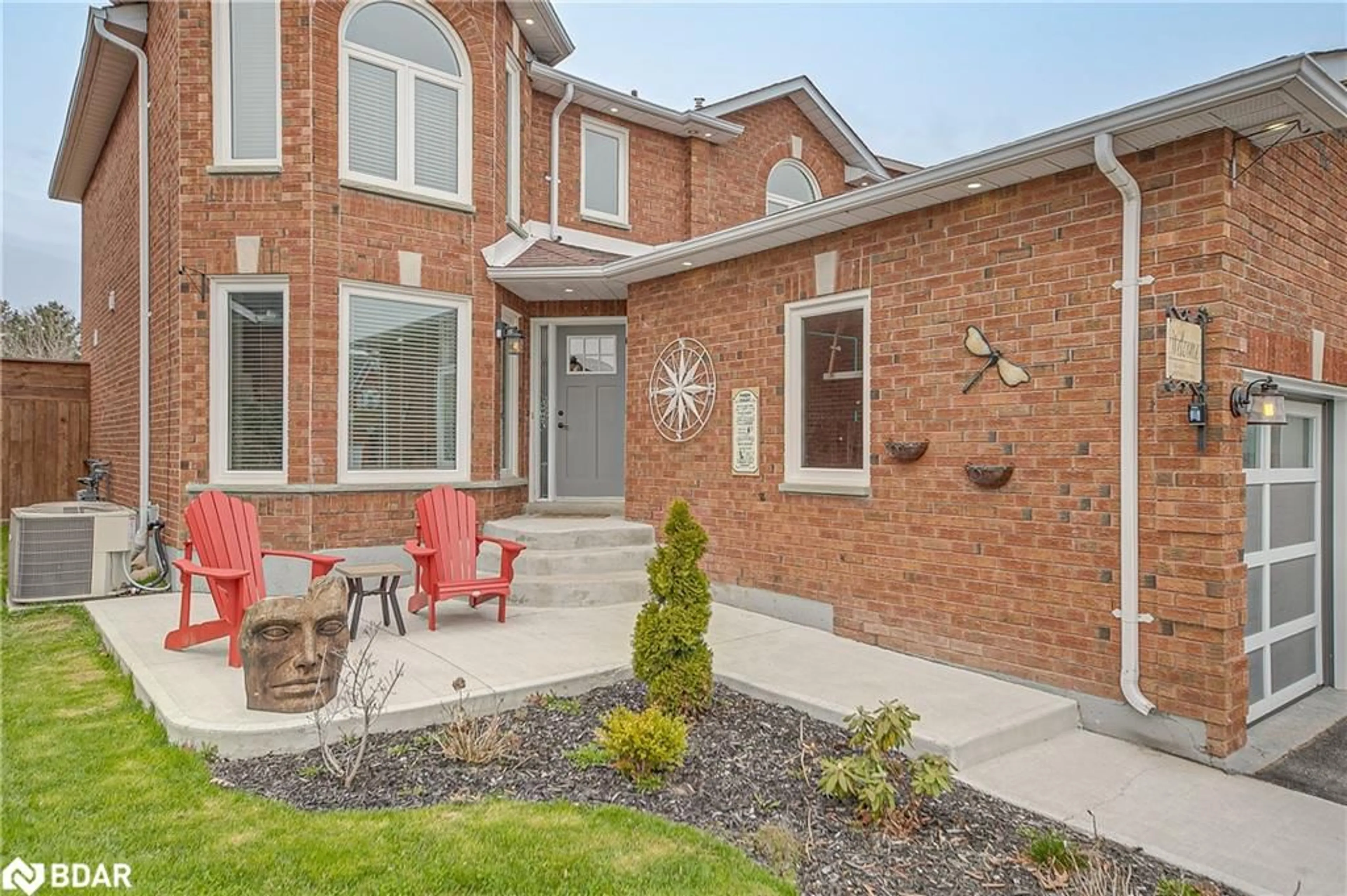 Home with brick exterior material for 92 Golden Meadow Rd, Barrie Ontario L4N 7G4