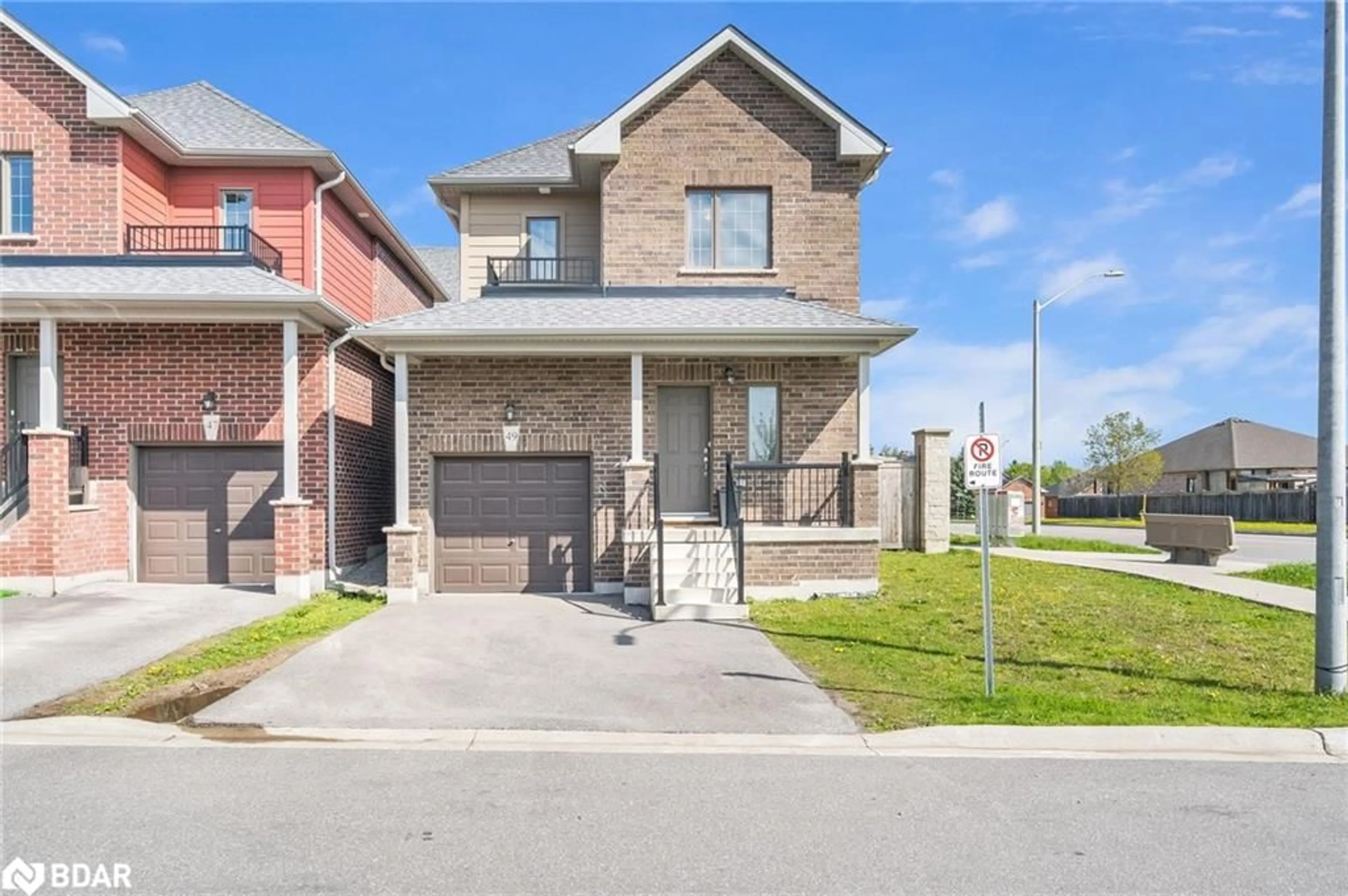 Frontside or backside of a home for 49 Bedford Estates Cres, Barrie Ontario L4N 9K5