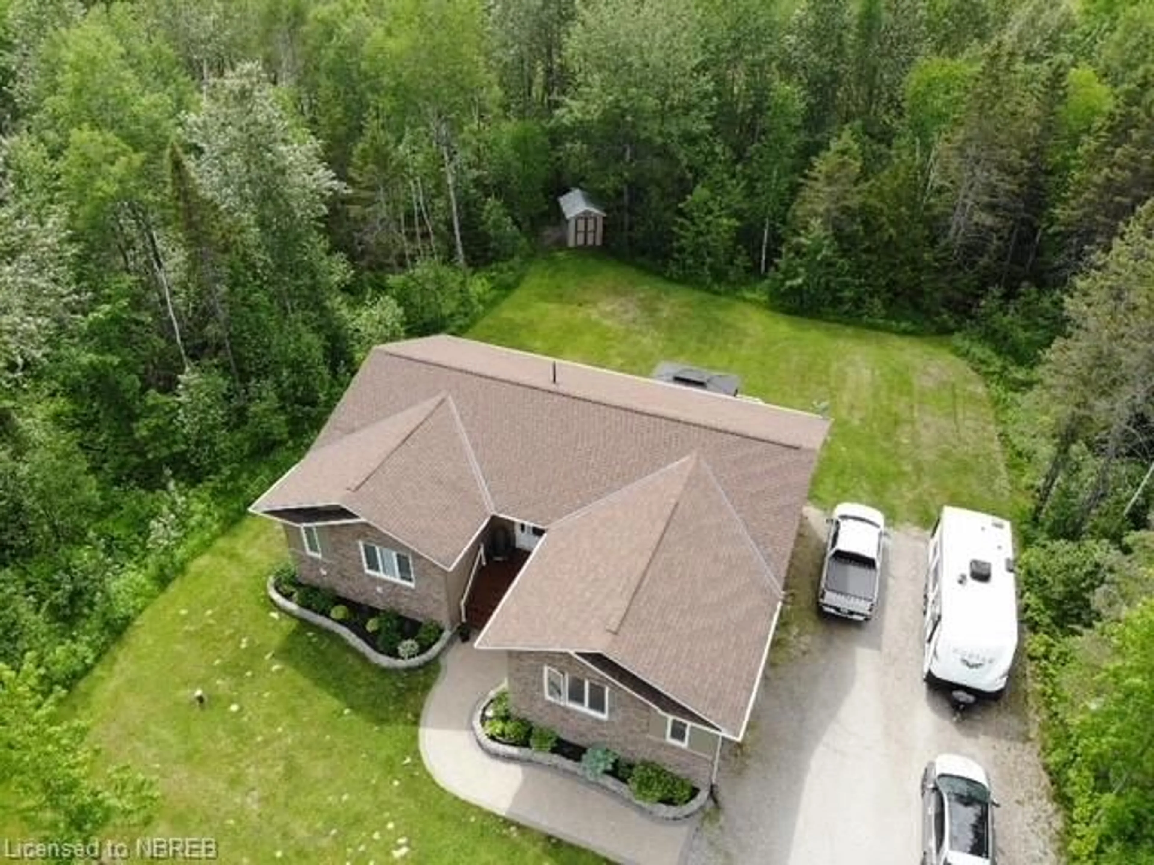Frontside or backside of a home for 805 Evansville Dr, Sturgeon Falls Ontario P2B 2K5