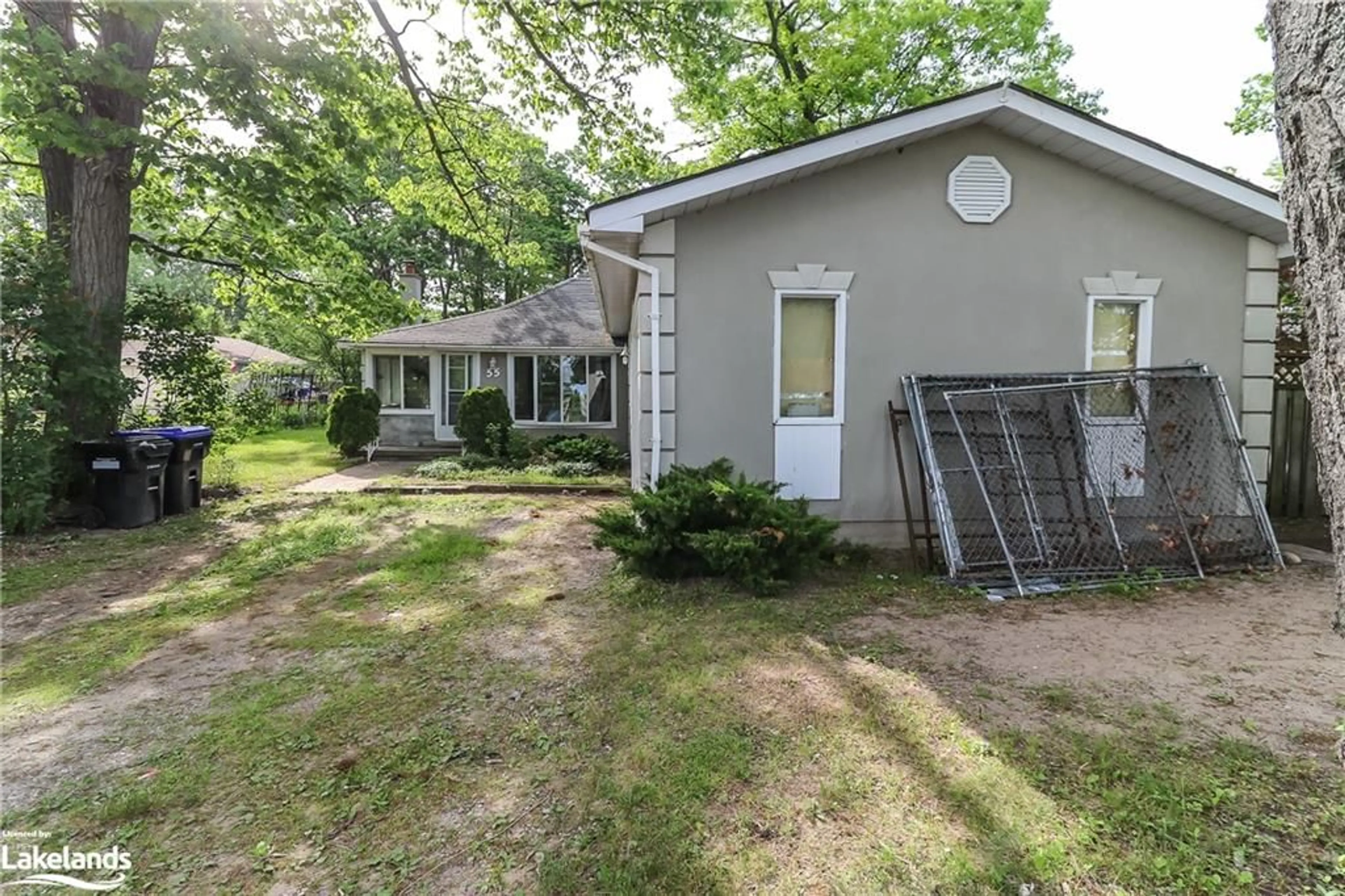 Cottage for 55 River Ave Cres, Wasaga Beach Ontario L9Z 2K6