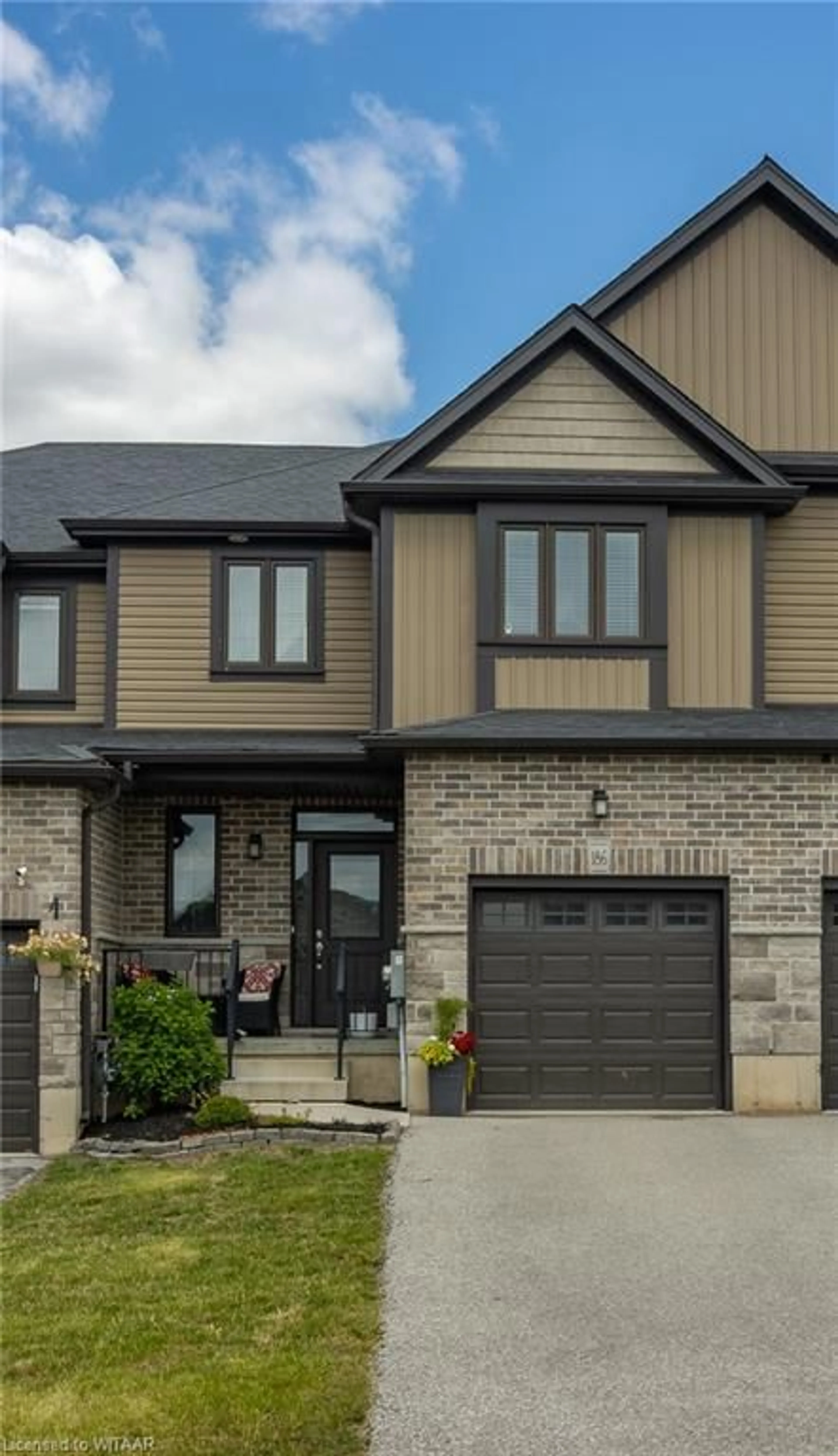 Home with brick exterior material for 186 Wedgewood Dr Dr, Woodstock Ontario N4T 0K1