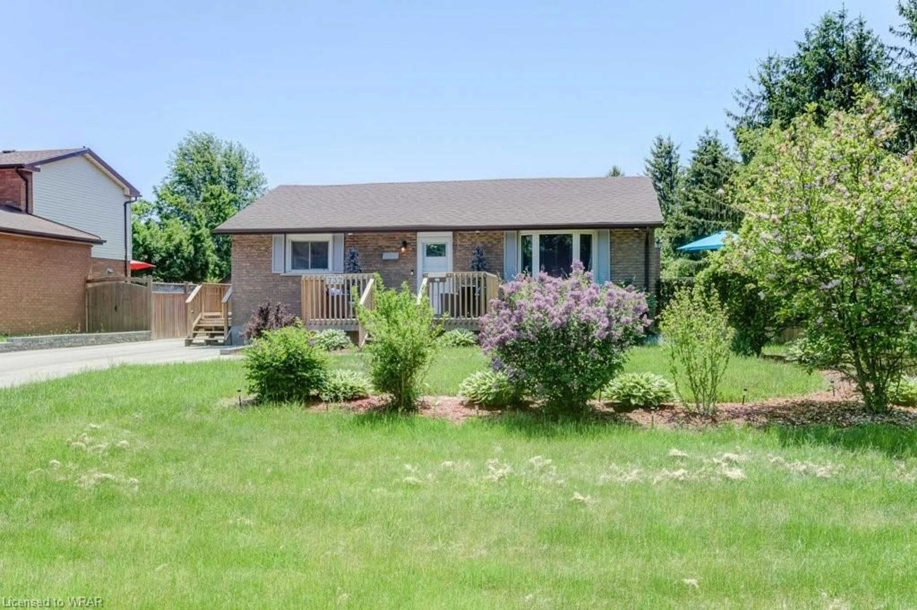 Cottage for 732 Salter Ave, Woodstock Ontario N4S 2P5