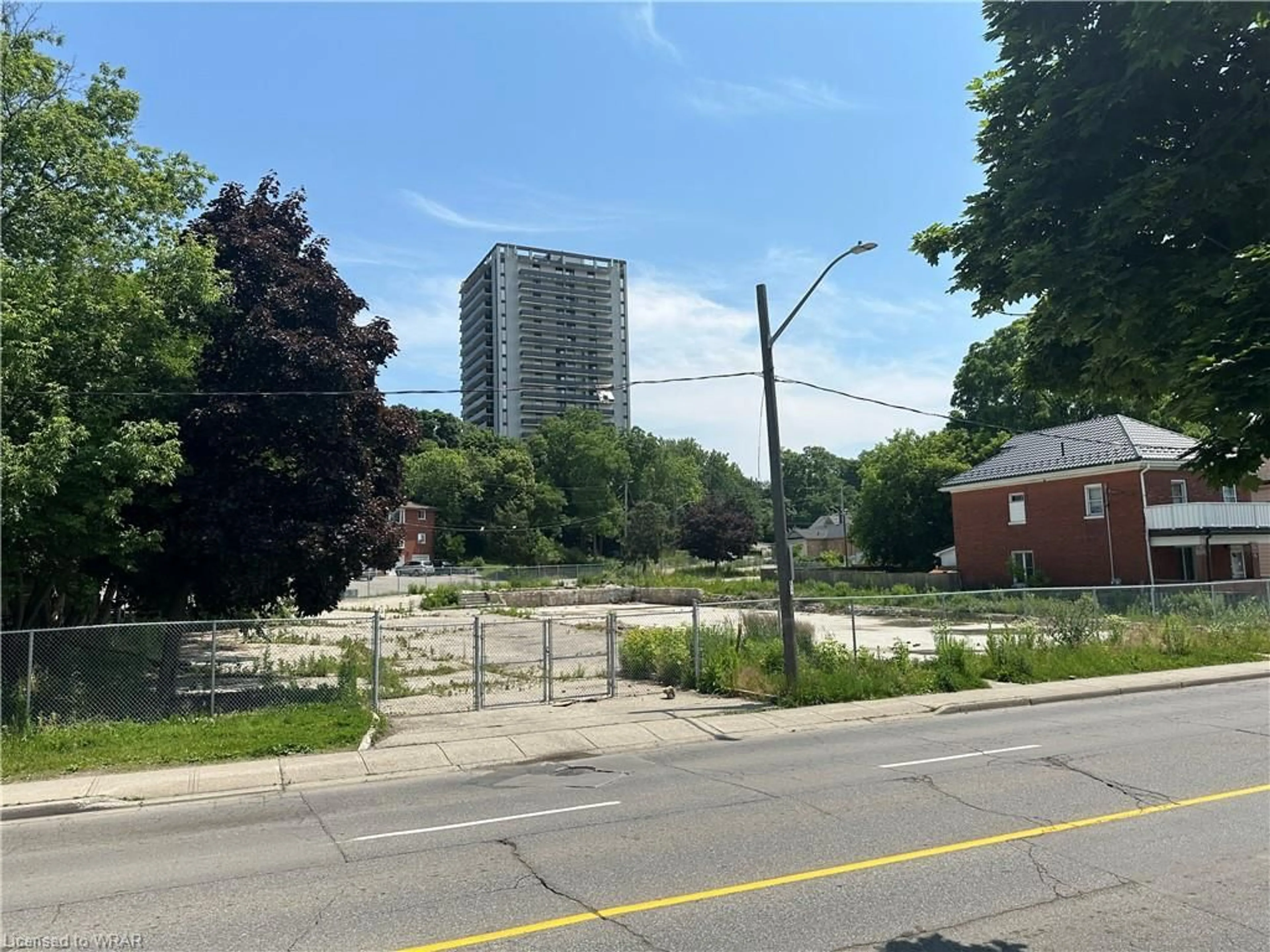 A view of a street for 149 Ainslie St, Cambridge Ontario N1R 3P4