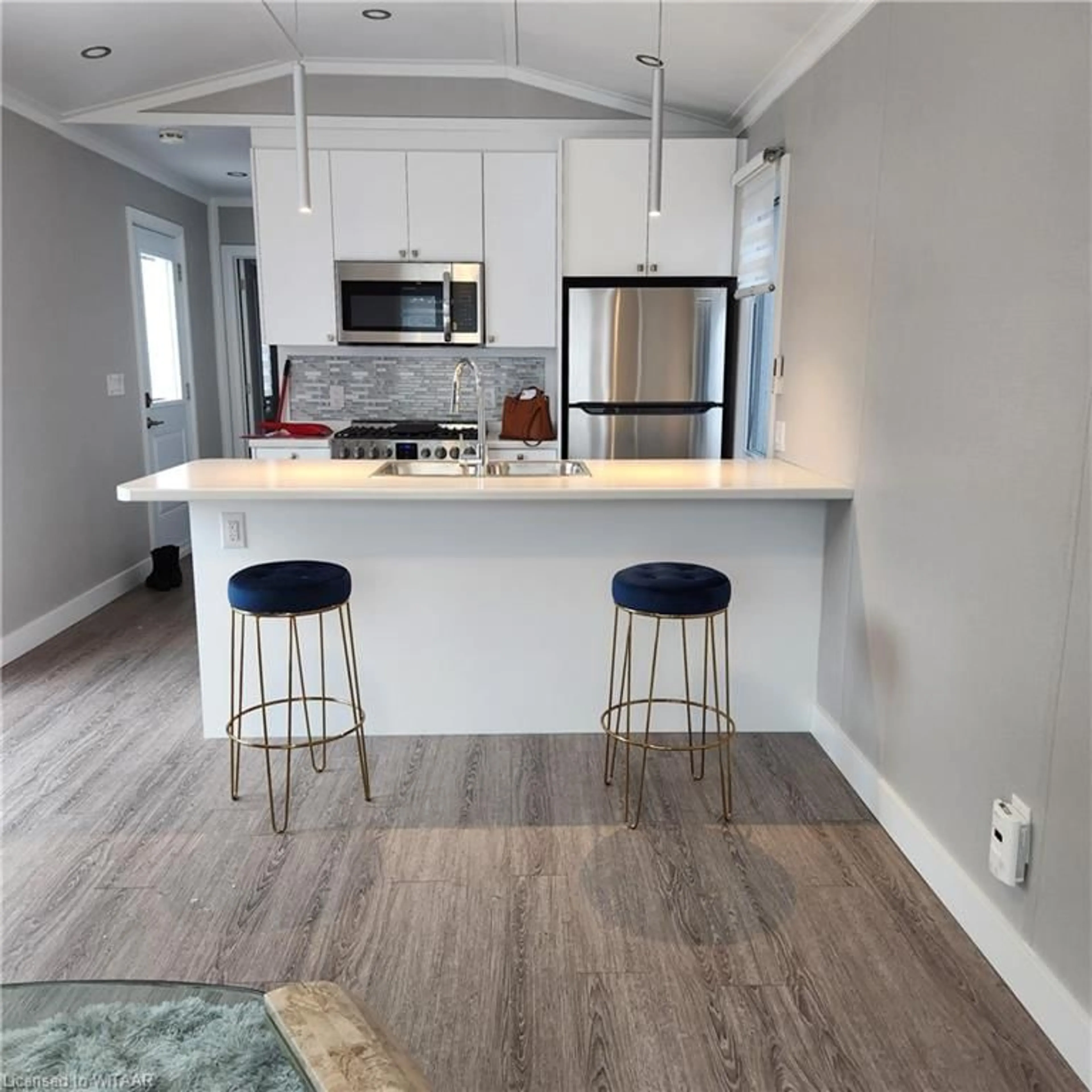 Contemporary kitchen for 296 West Quarter Townline Rd #18, Harley Ontario N0E 1E0