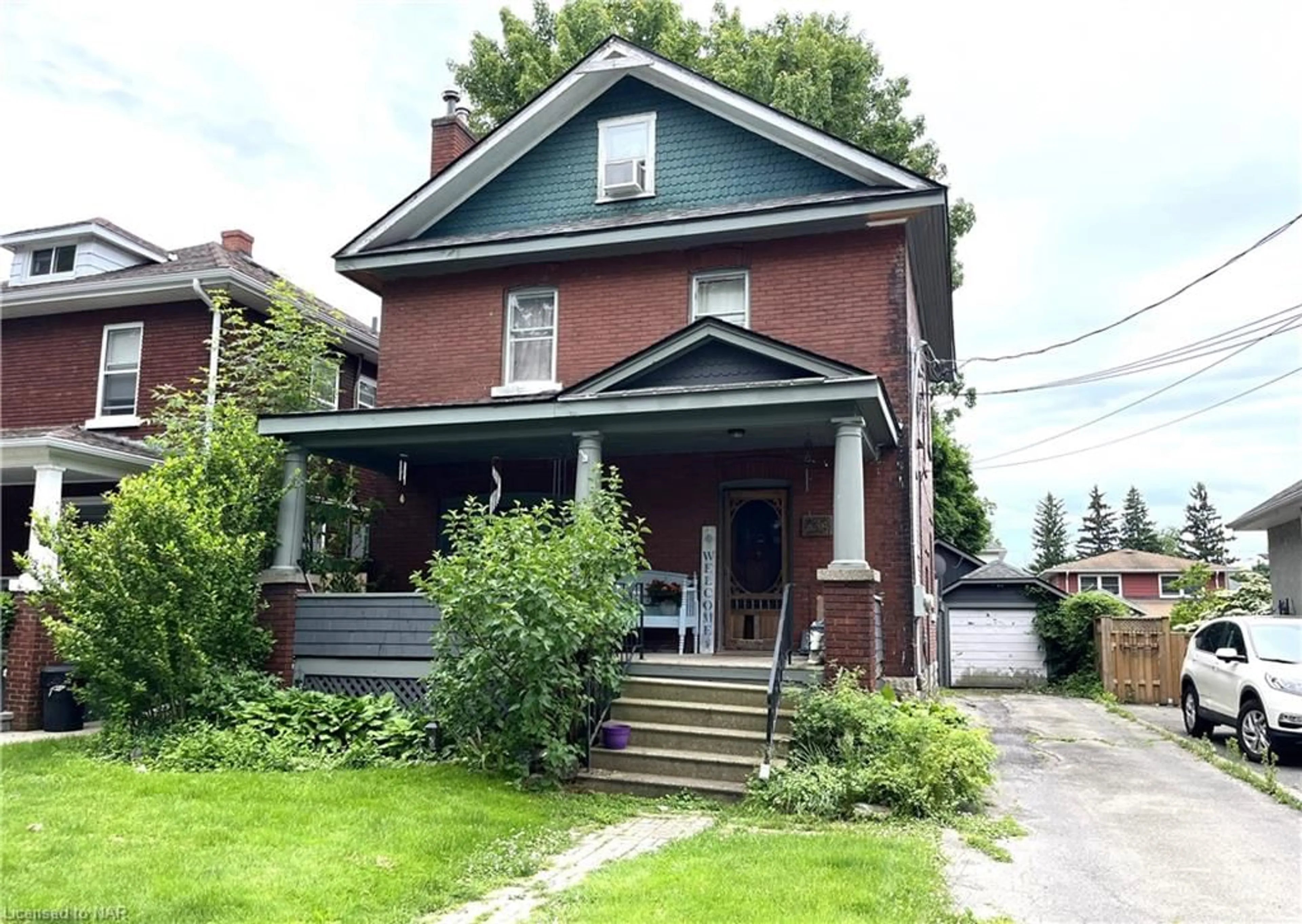 Frontside or backside of a home for 246 Kent St, Port Colborne Ontario L3K 3A1