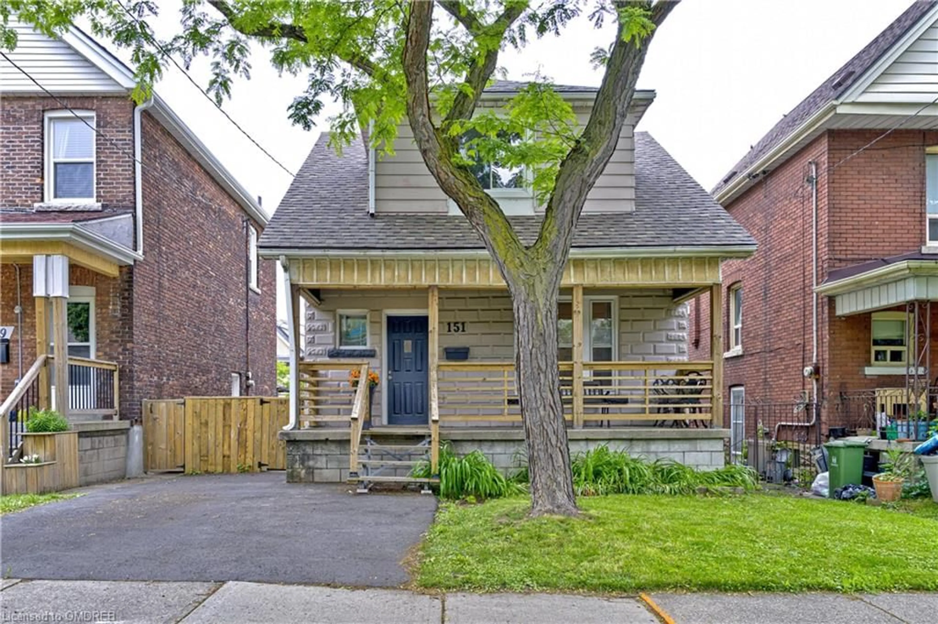 Frontside or backside of a home for 151 Cavell Ave, Hamilton Ontario L8L 7E7