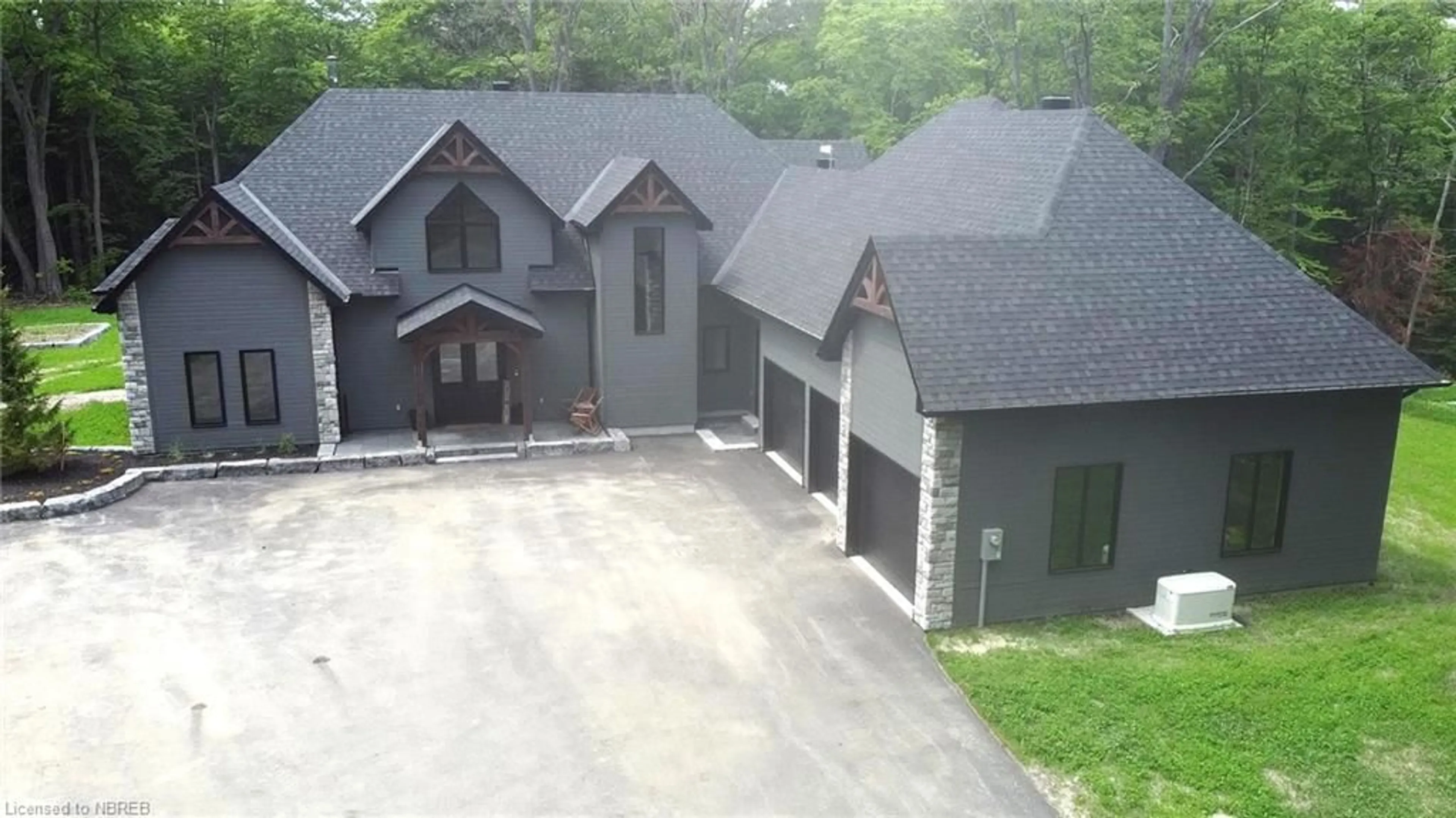 Frontside or backside of a home for 225 Hillside Rd, North Bay Ontario P1B 8G2