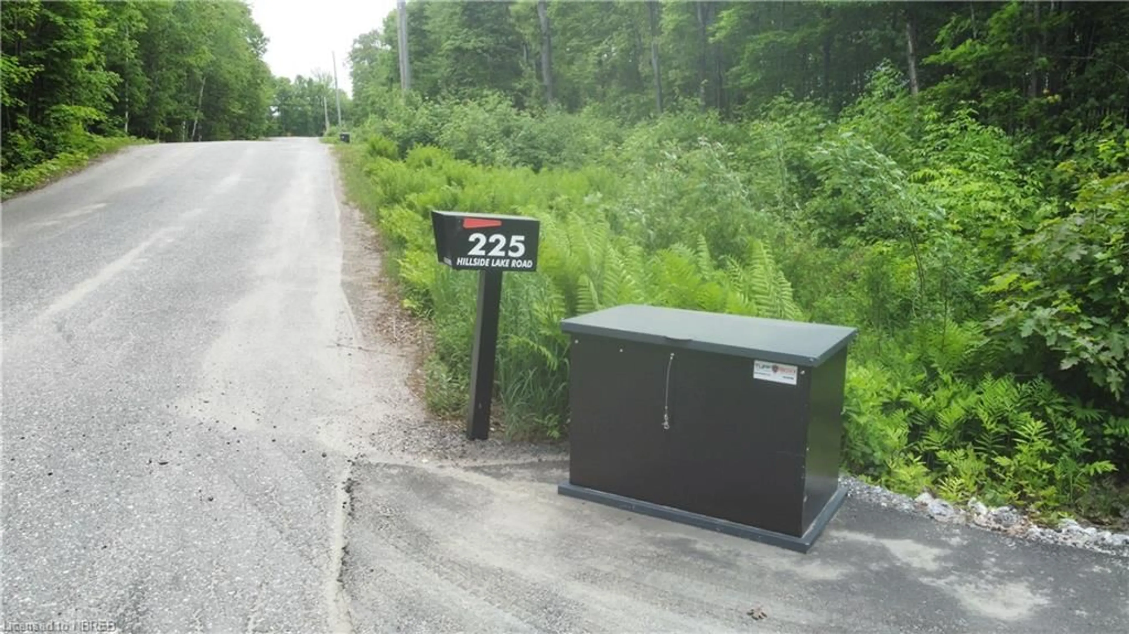 Street view for 225 Hillside Rd, North Bay Ontario P1B 8G2