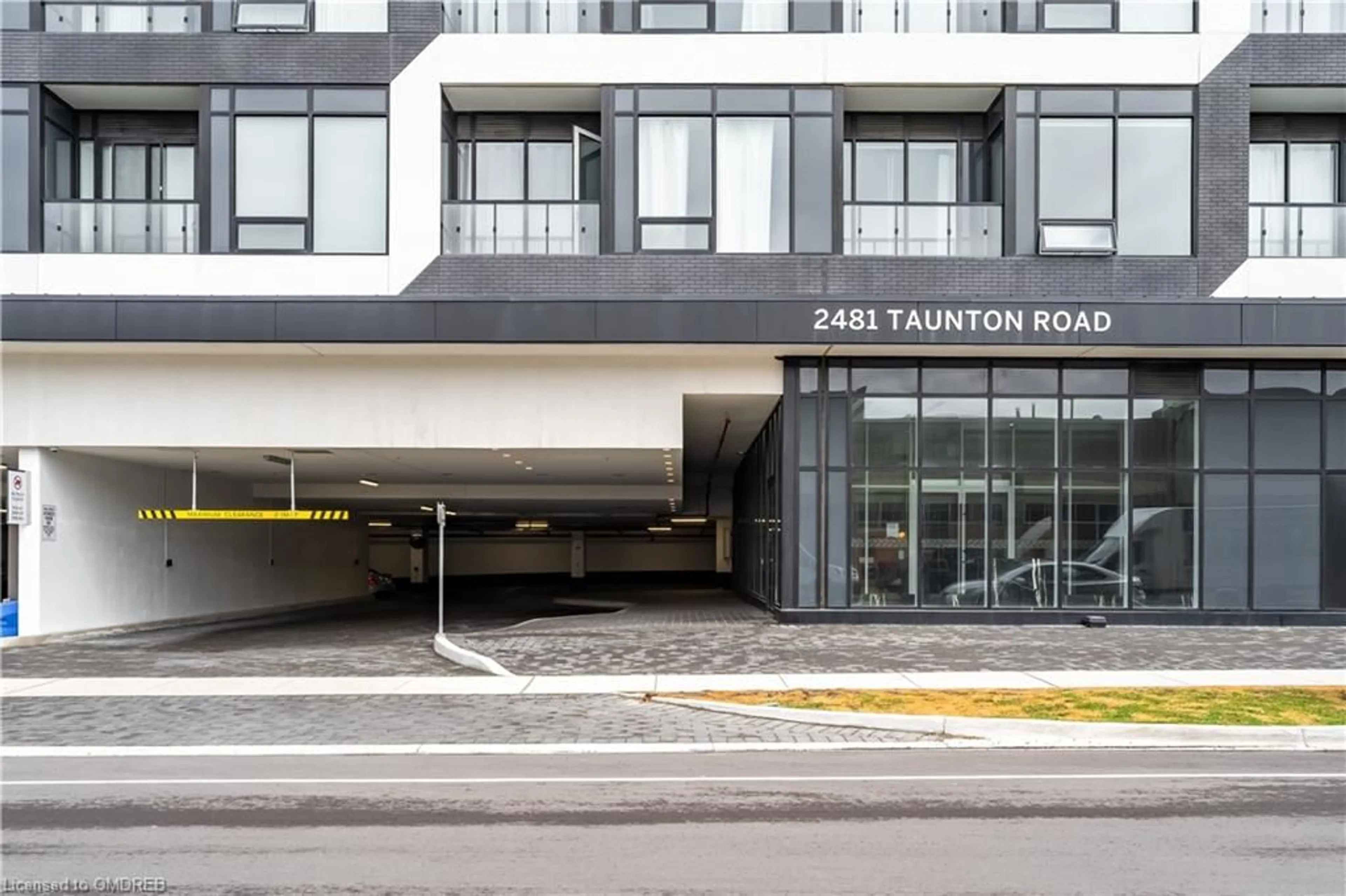 Outside view for 2481 Taunton Rd #461, Oakville Ontario L6H 3R7