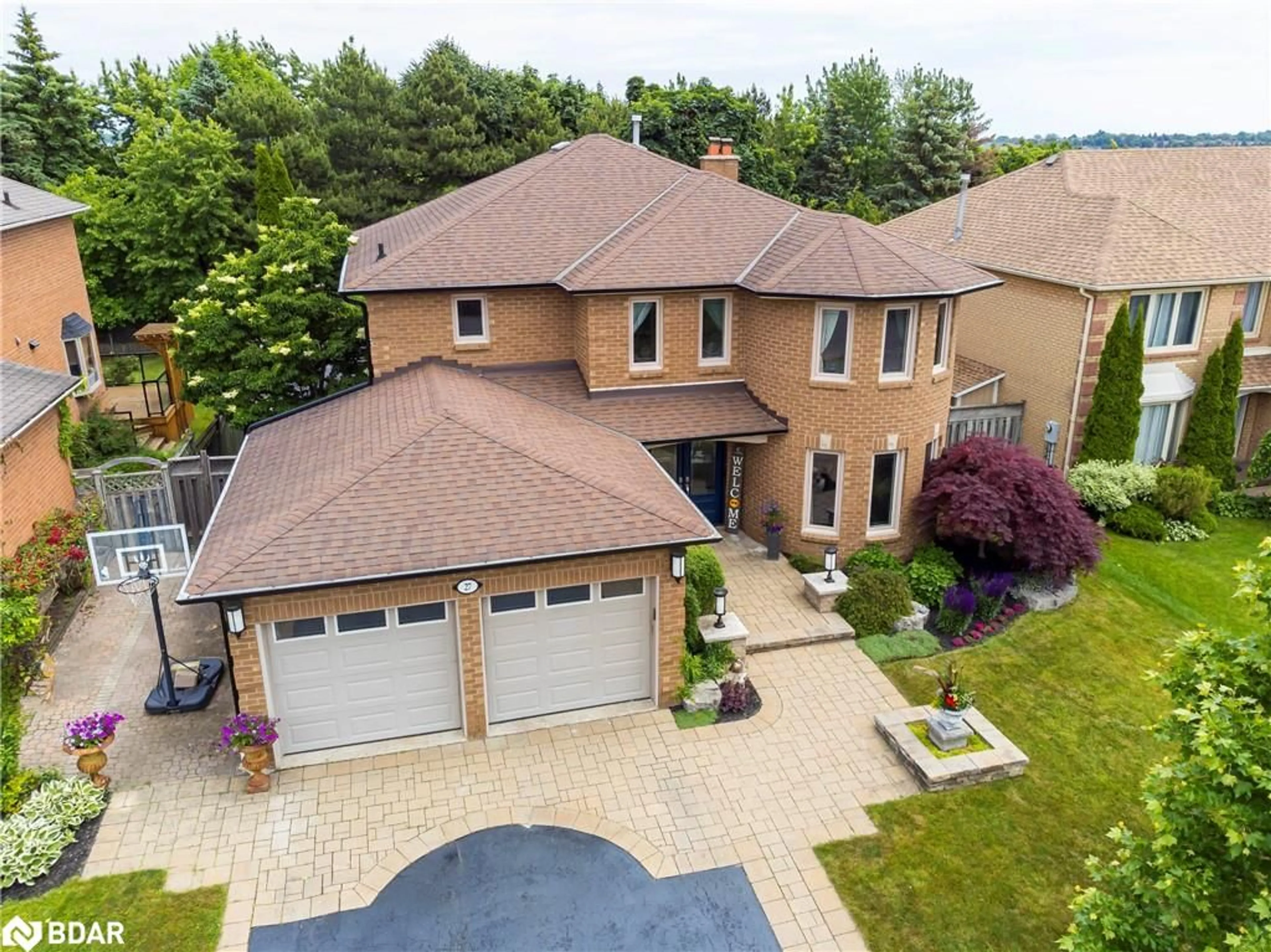 Frontside or backside of a home for 27 Simms Dr, Ajax Ontario L1T 3J5