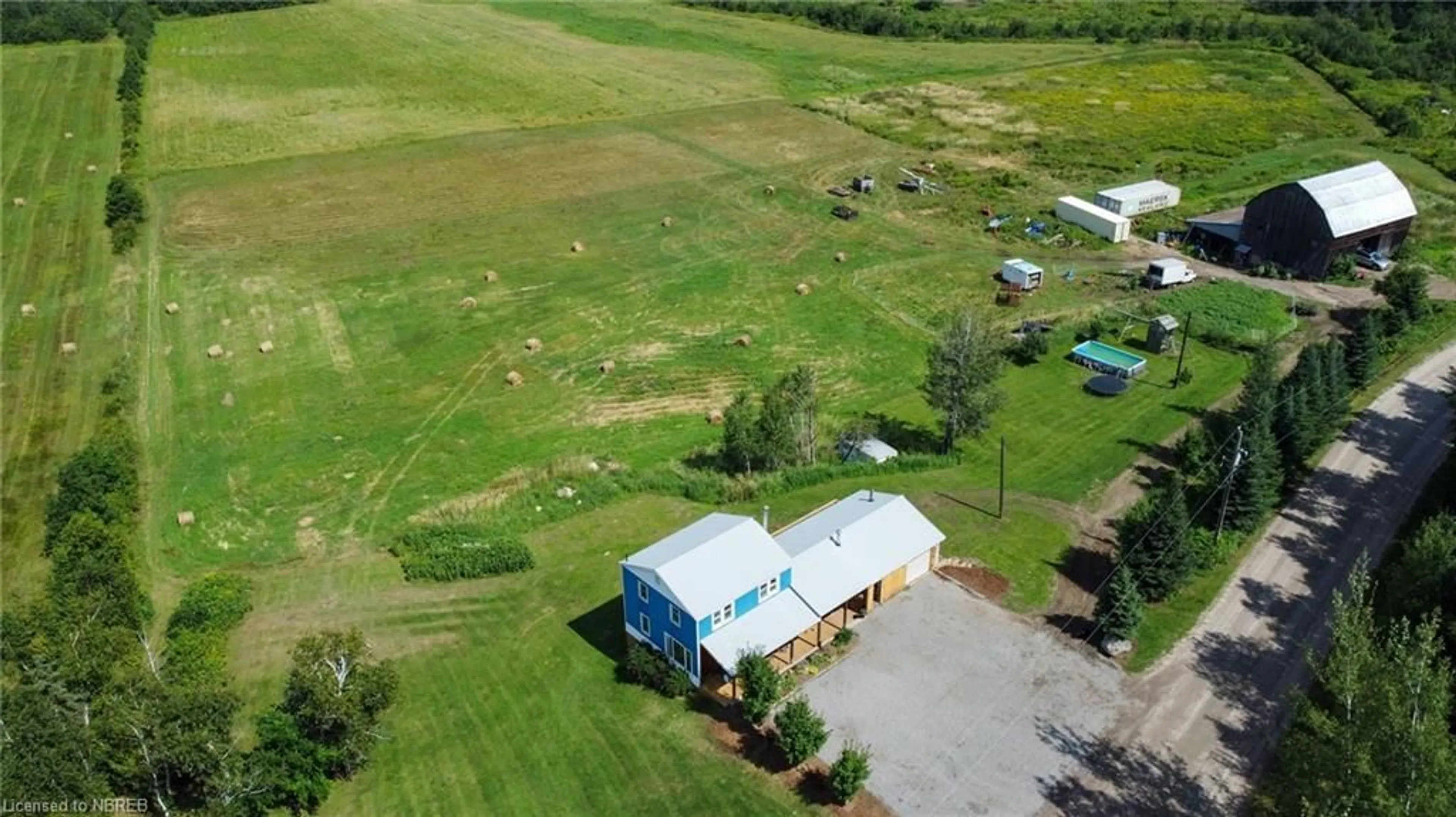 Fenced yard for 1396 River Rd, Chisholm Ontario P0H 1B0