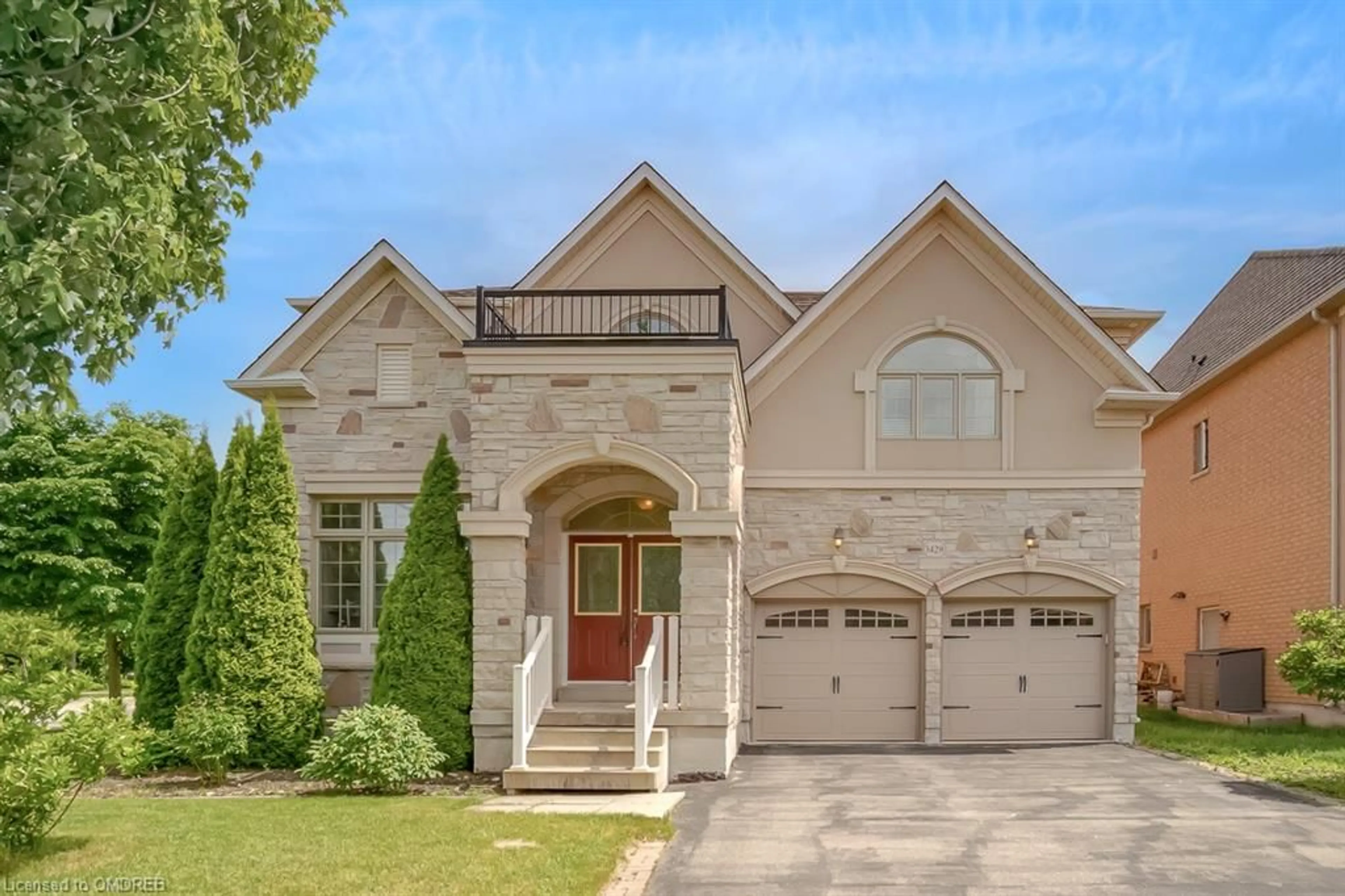 Frontside or backside of a home for 3429 Mistwell Cres, Oakville Ontario L6L 0A3