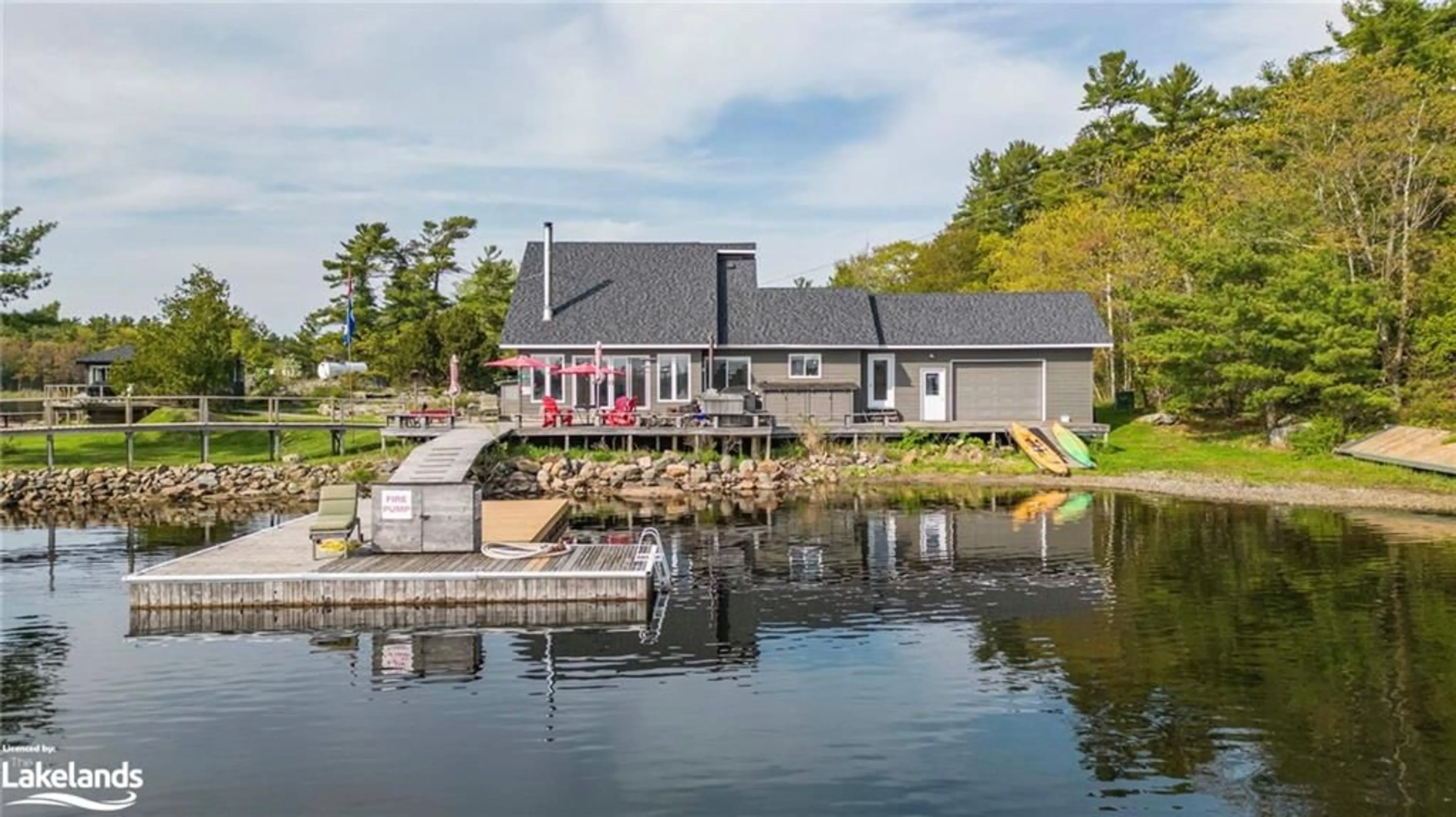 A pic from exterior of the house or condo, cottage for B55-19 Moon Island, The Archipelago Ontario P2A 1T4