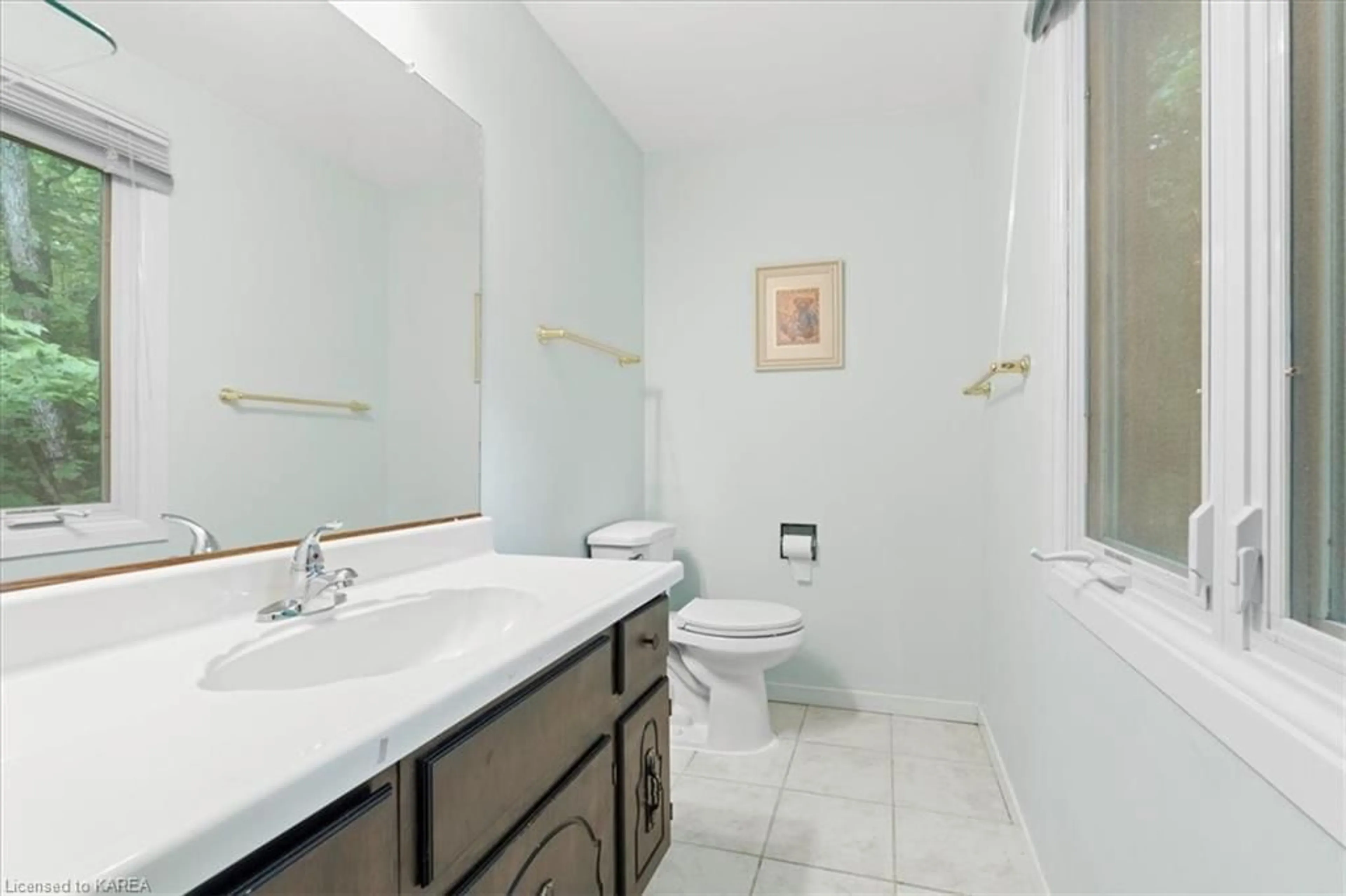 Bathroom for 1432 Wallbridge-Loyalist Road Rd, Quinte West Ontario K8N 4Z5