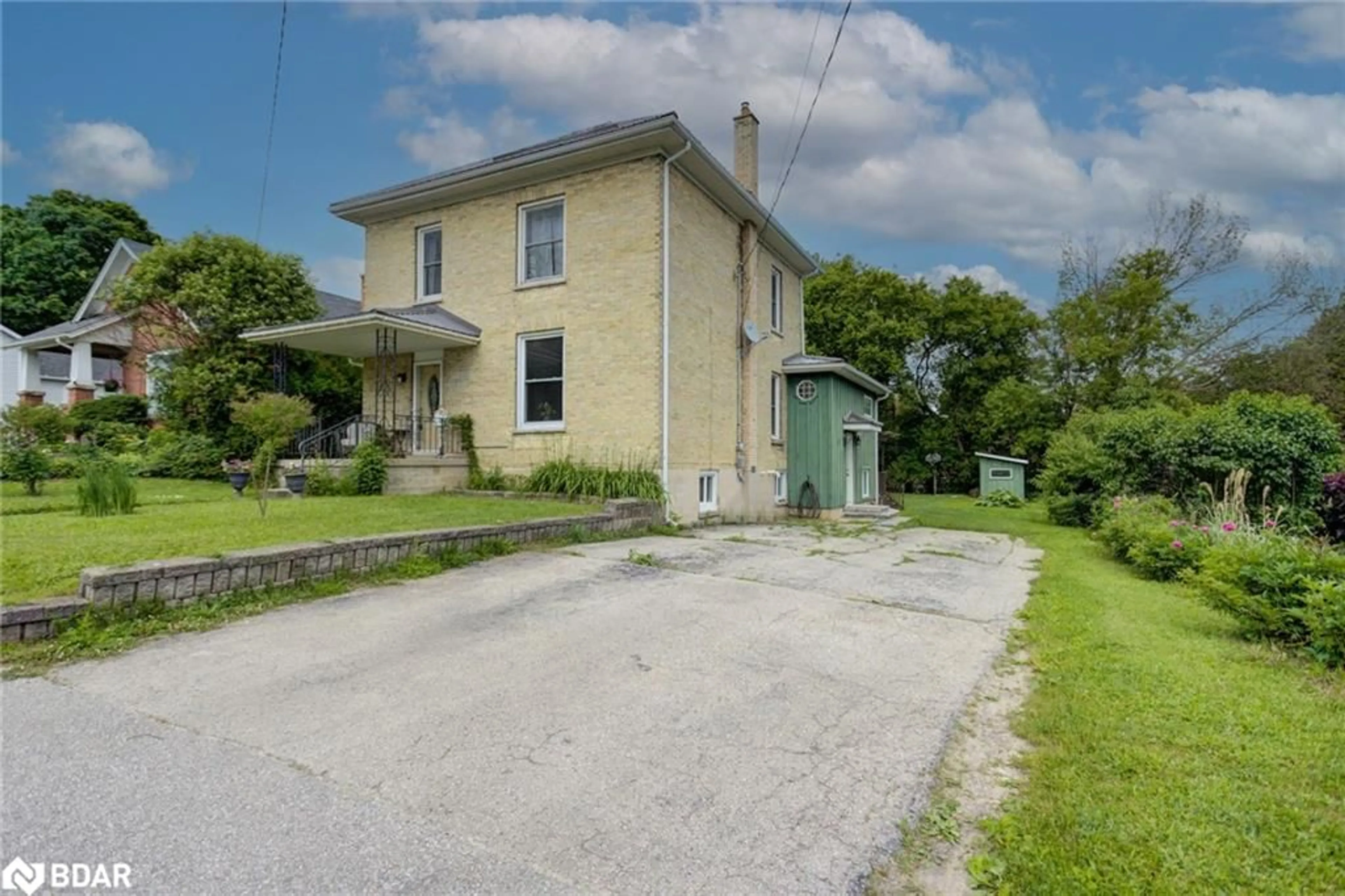 Frontside or backside of a home for 141 Elgin St S St, Durham Ontario N0G 1R0