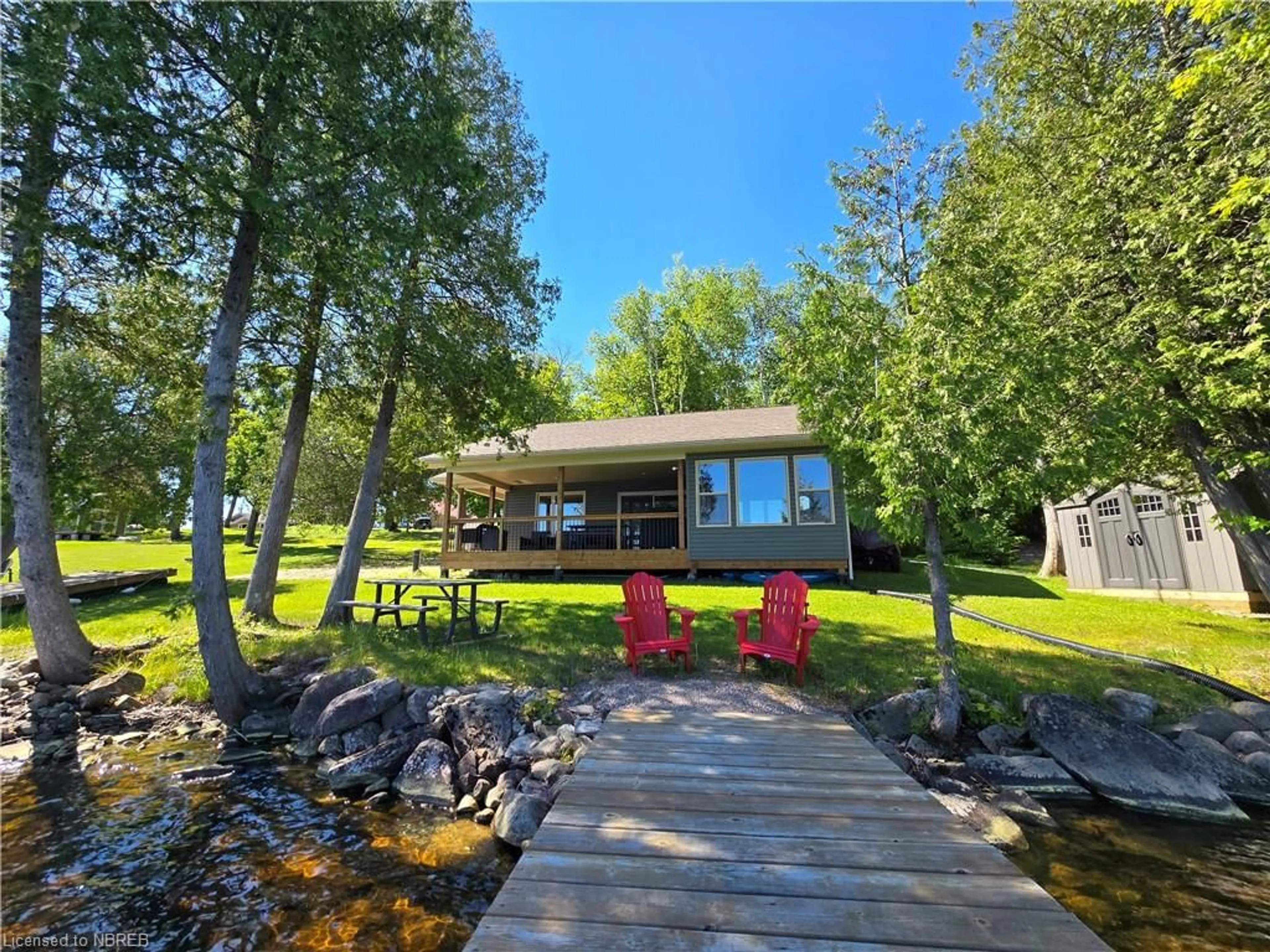 Cottage for 207D Moose Point Rd, Crystal Falls Ontario P0H 1L0