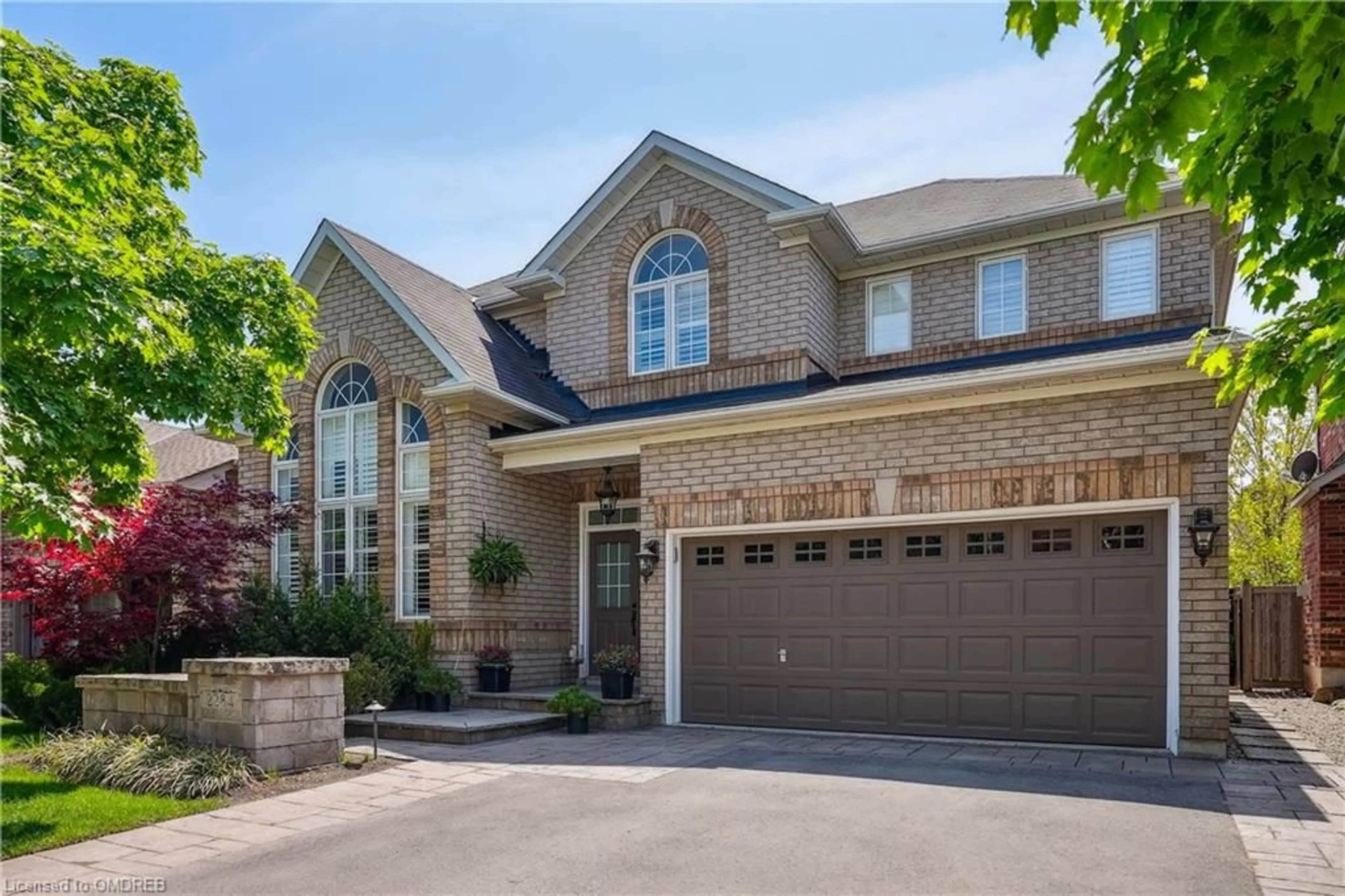 Home with brick exterior material for 2284 Foxhole Cir, Oakville Ontario L6M 4X4