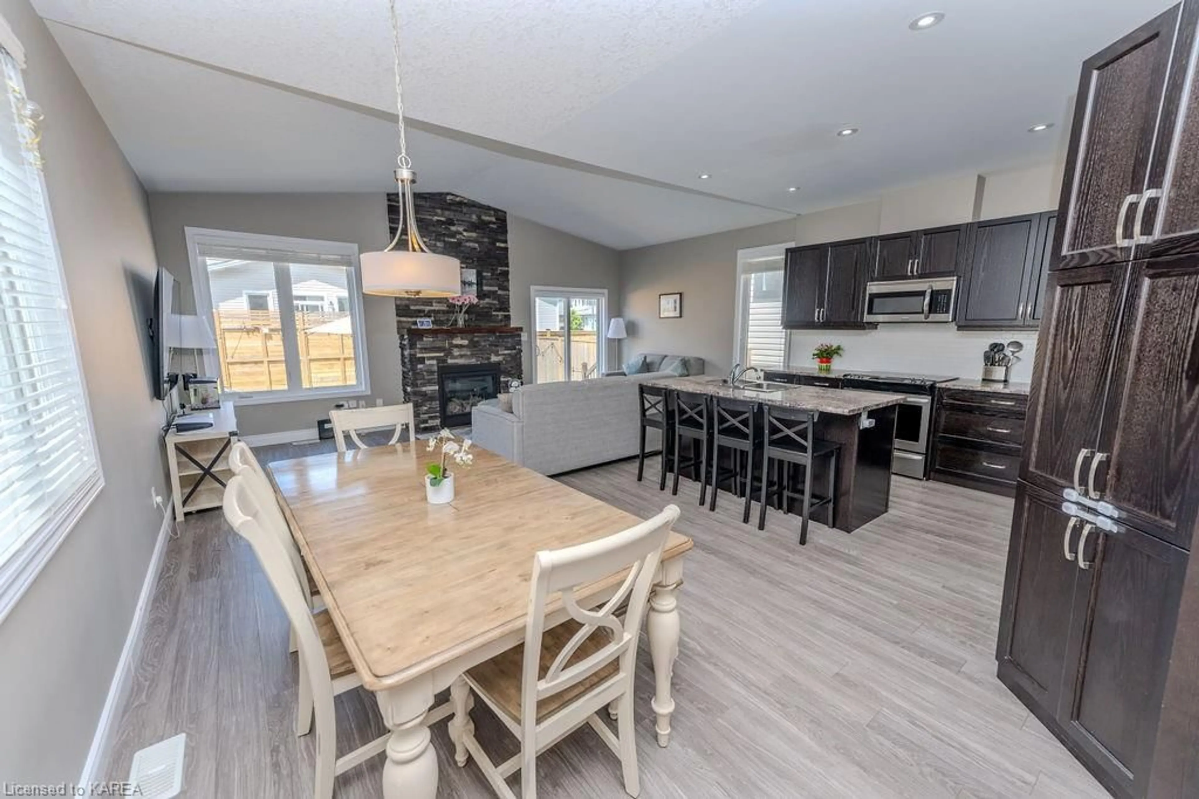 Contemporary kitchen for 404 Beth Cres, Kingston Ontario K7P 0K9