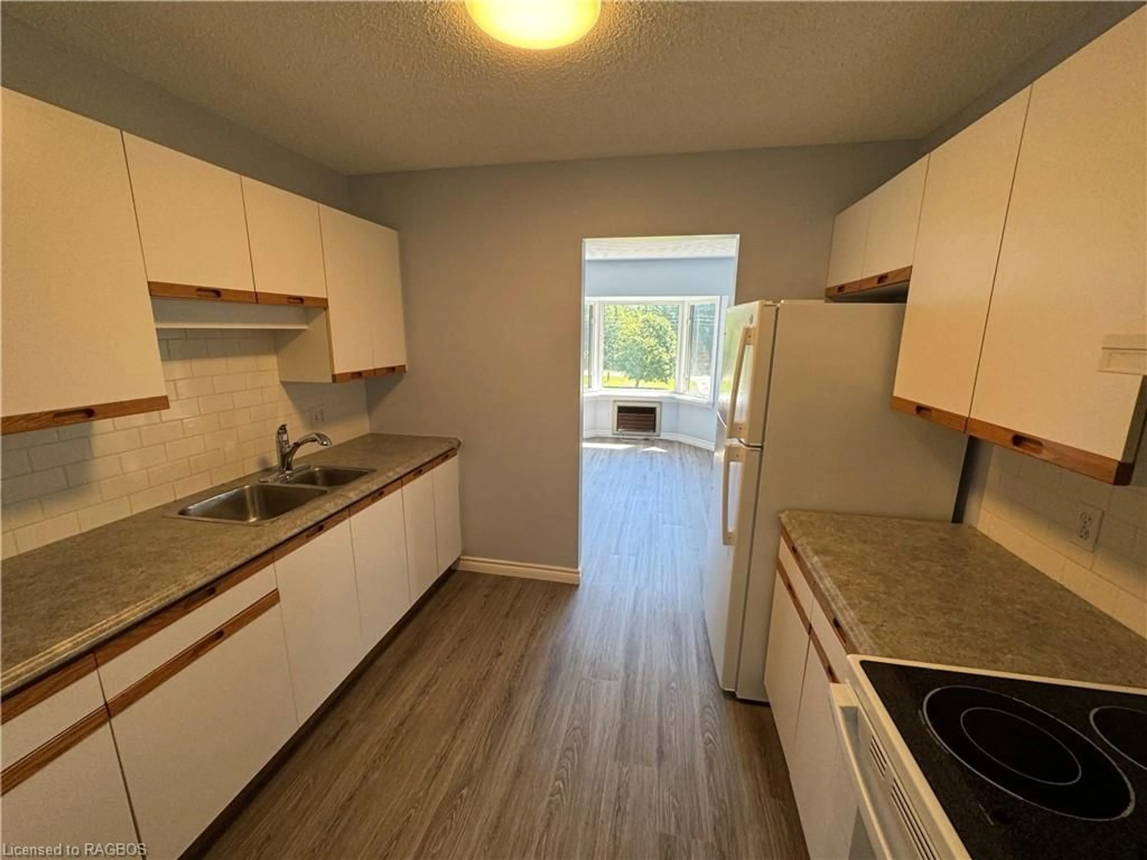 Standard kitchen, wood floors for 125 Hinks St #303, Walkerton Ontario N0G 2V0