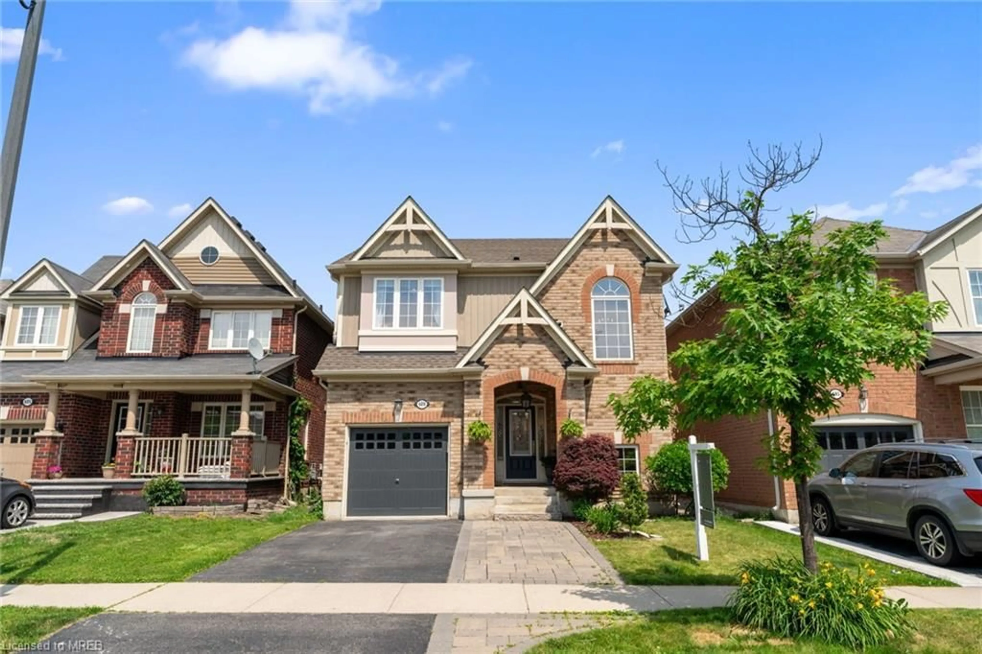 Home with brick exterior material for 689 Gervais Terr, Milton Ontario L9T 7R9