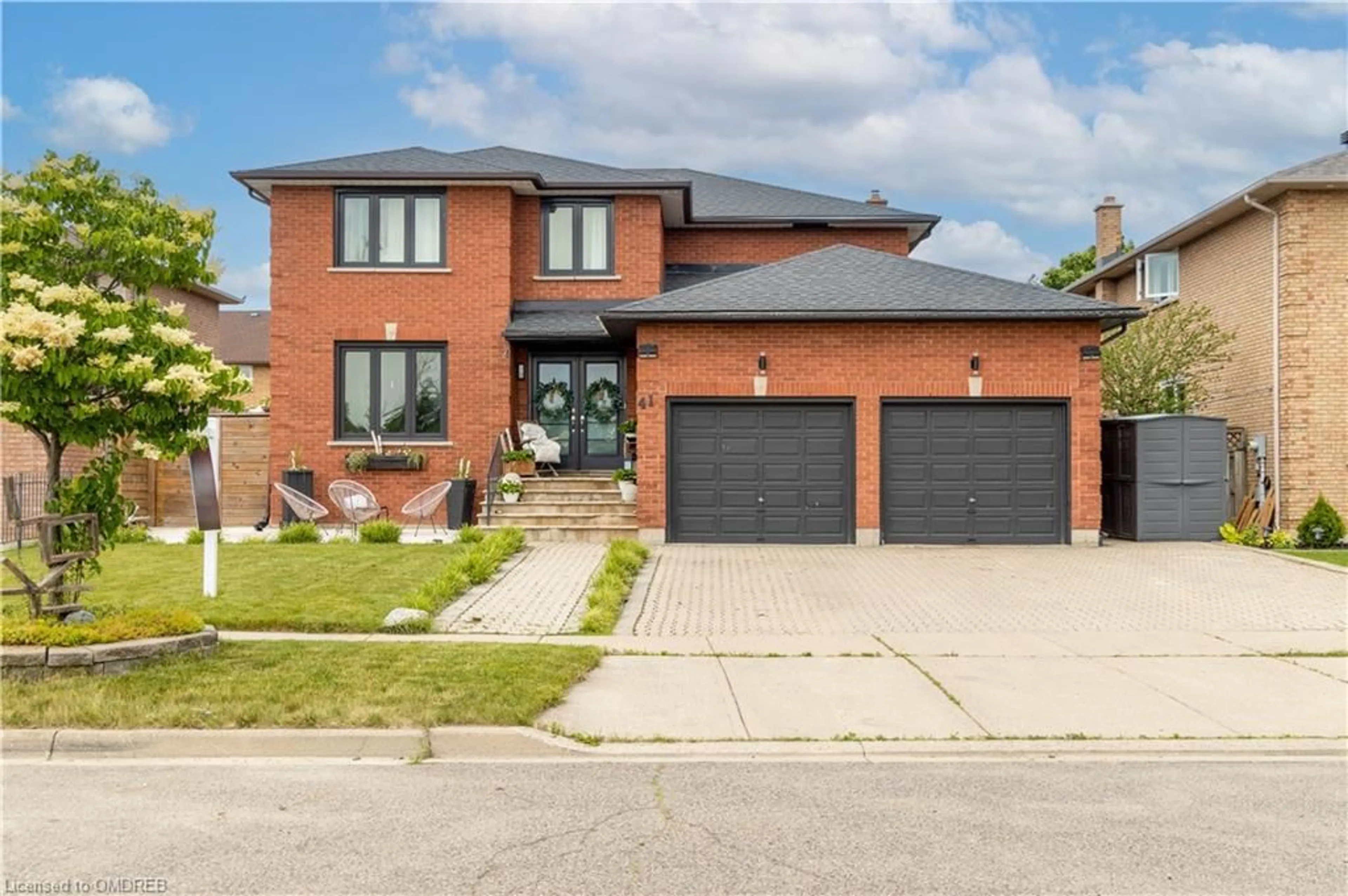Home with brick exterior material for 41 Regalview Dr, Stoney Creek Ontario L8G 4Y6