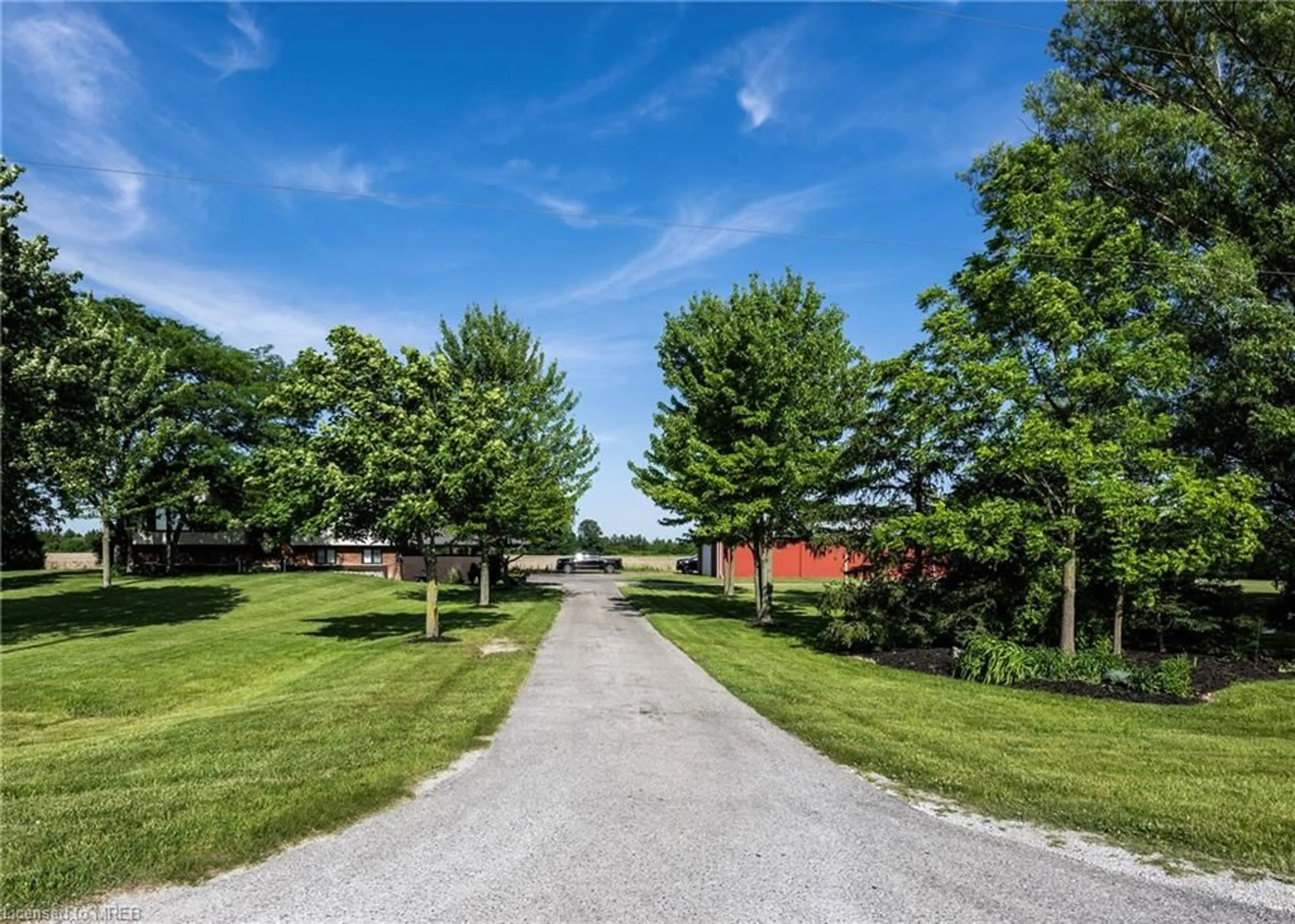 Fenced yard for 4106 Brigden Rd, Petrolia Ontario N0N 1R0