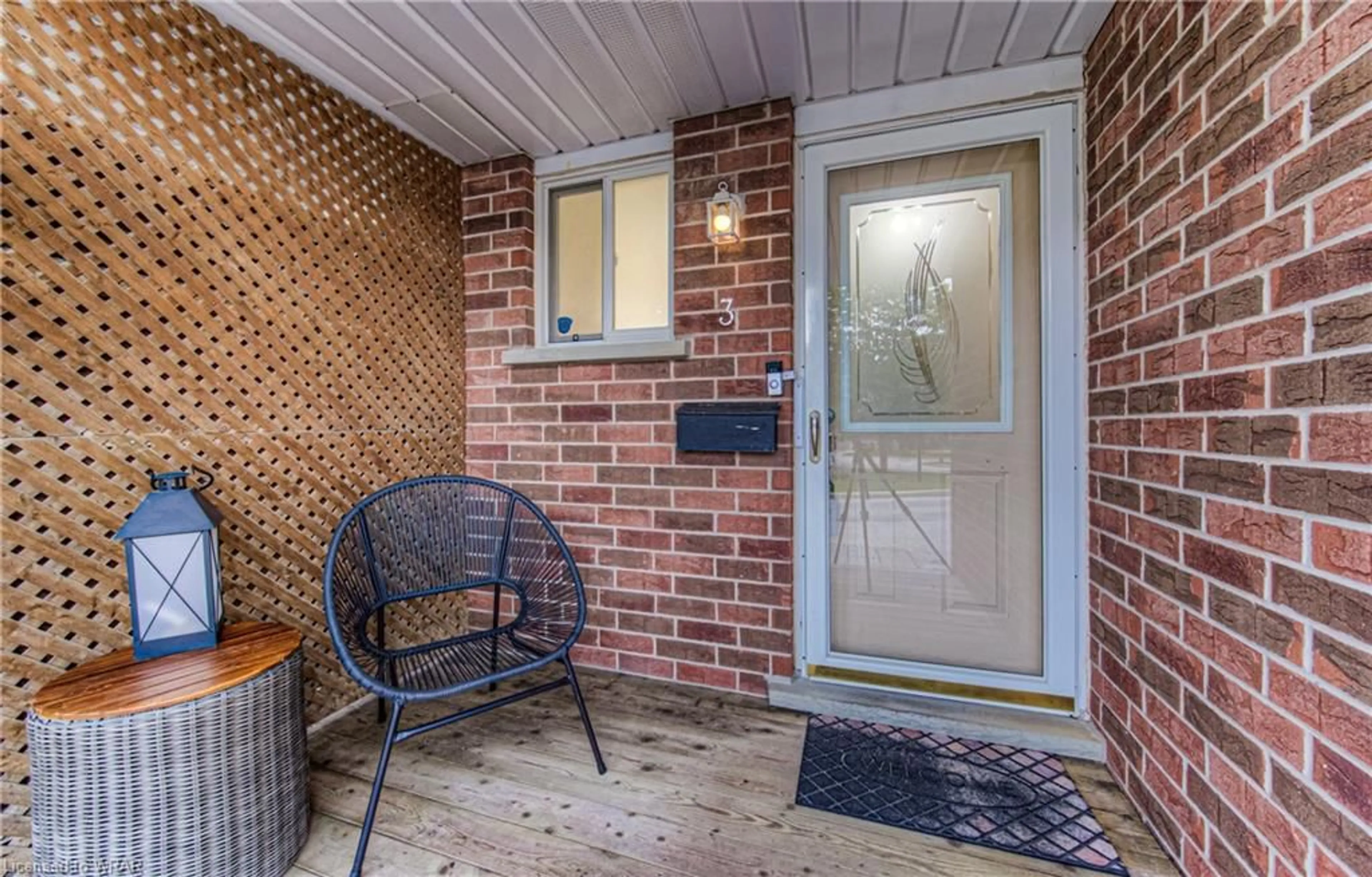 Indoor entryway for 360 Cornridge Pl #3, Waterloo Ontario N2T 2N9