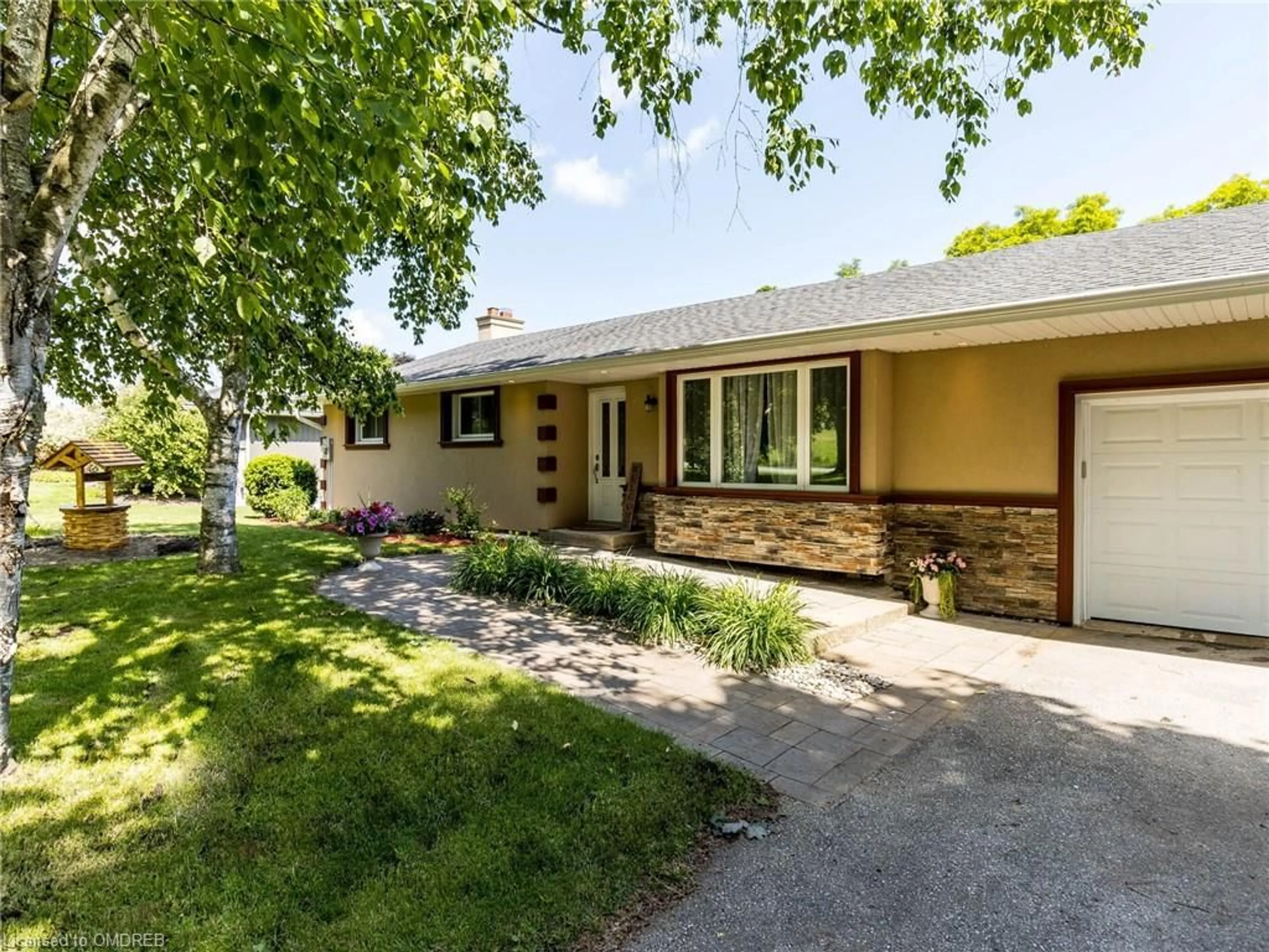 Frontside or backside of a home for 78 8th Concession Rd, Hamilton Ontario L8B 1N7