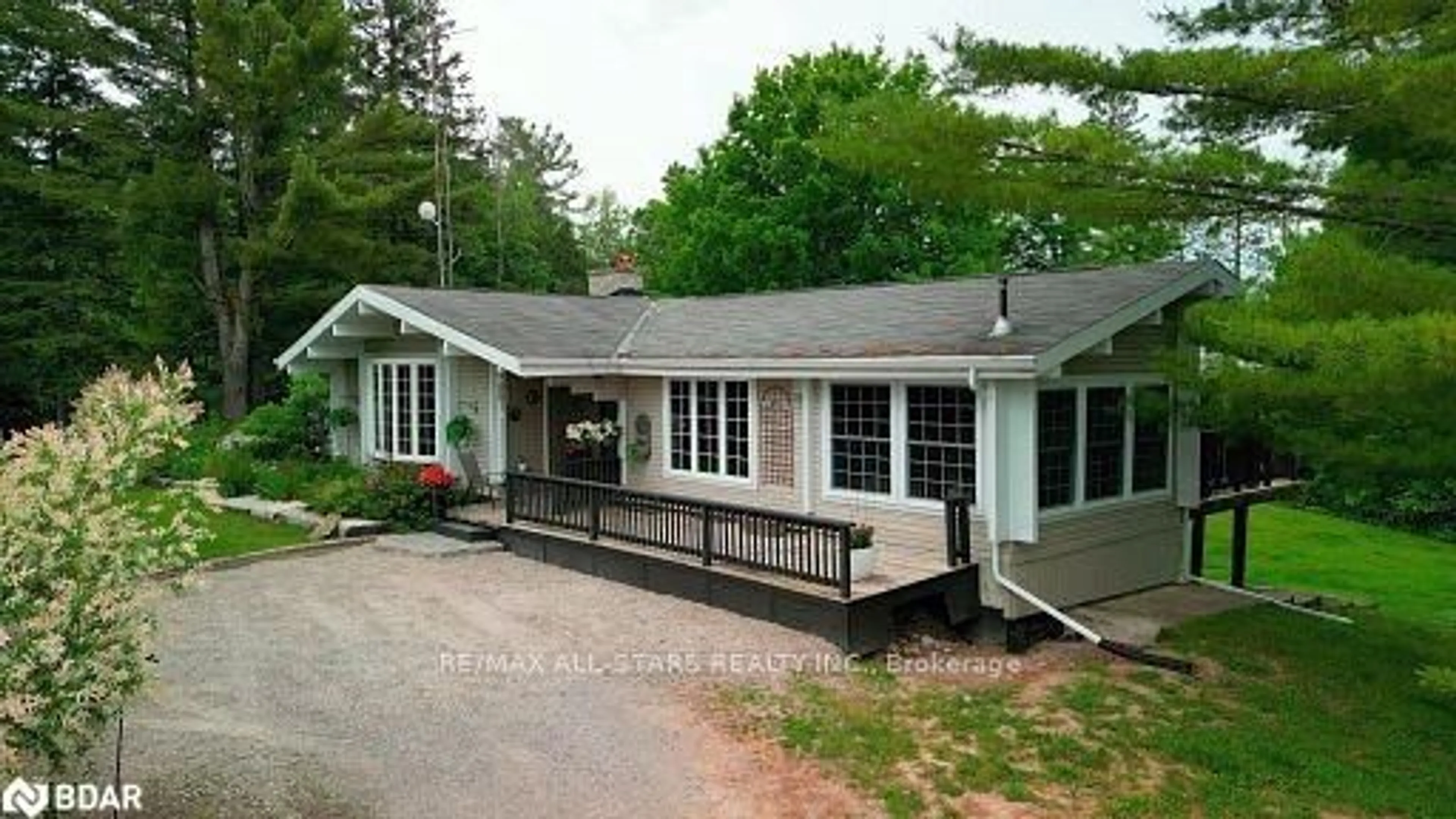 Cottage for 729 County Rd 49, Bobcaygeon Ontario K0M 1A0