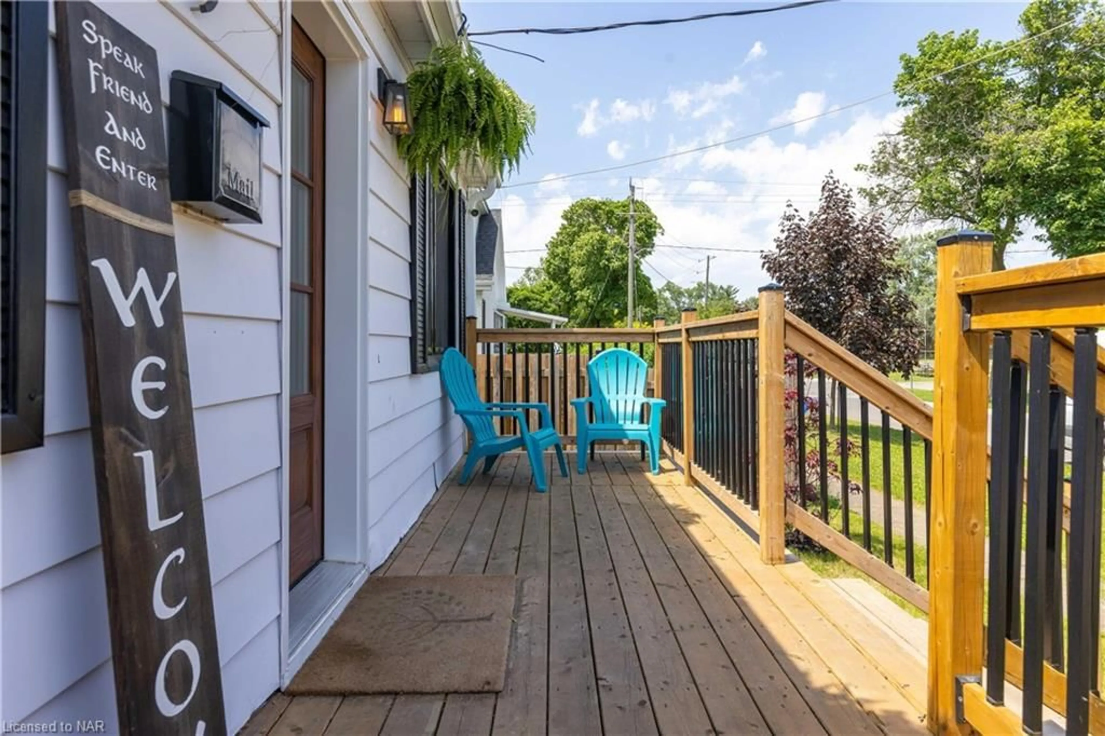 Patio for 9 Mcdonald St, St. Catharines Ontario L2S 2L9