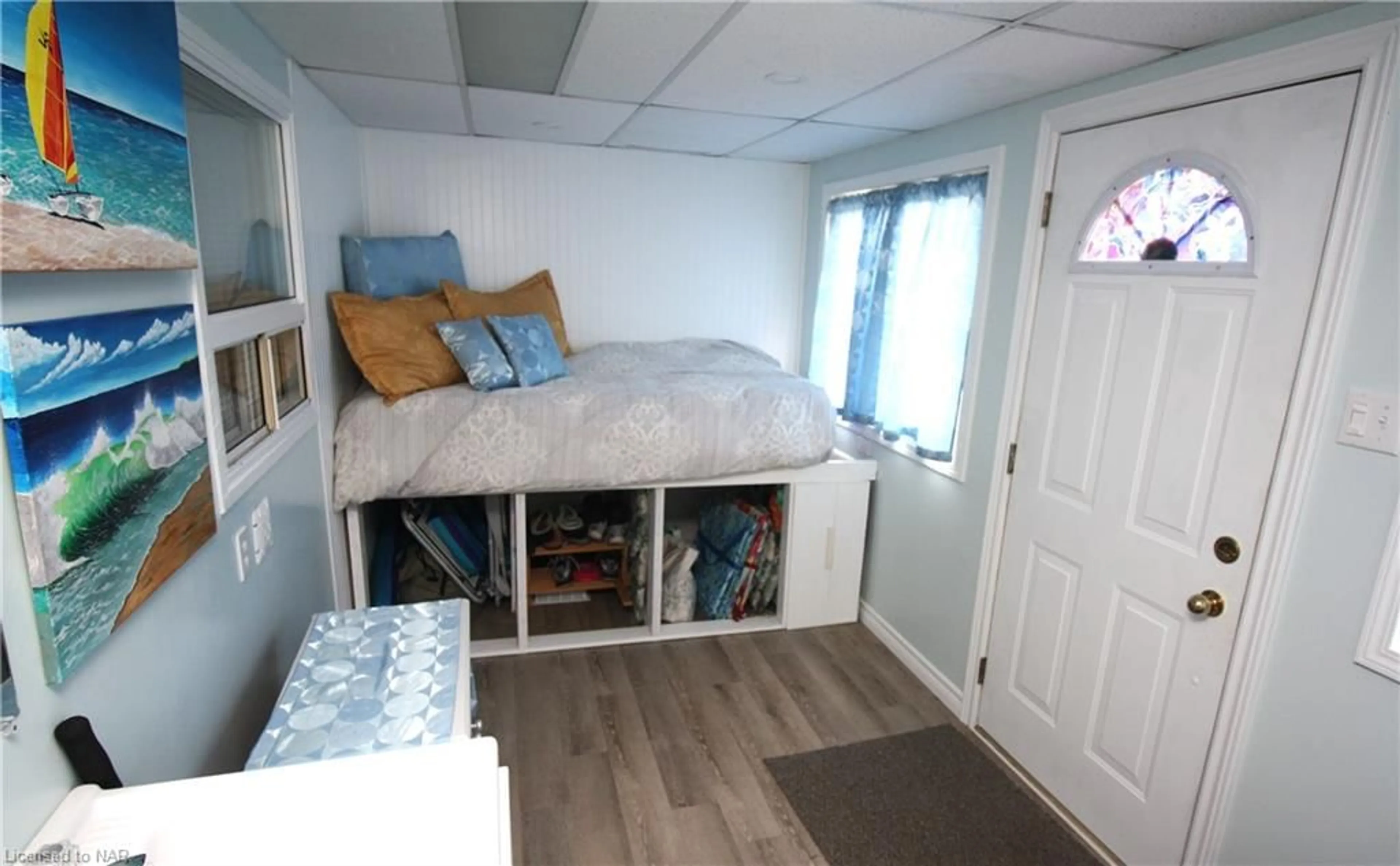 Storage room or clothes room or walk-in closet for 414 Maplewood Ave, Crystal Beach Ontario L0S 1B0