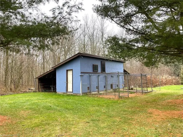 919 Guelph Rd, Fergus 4