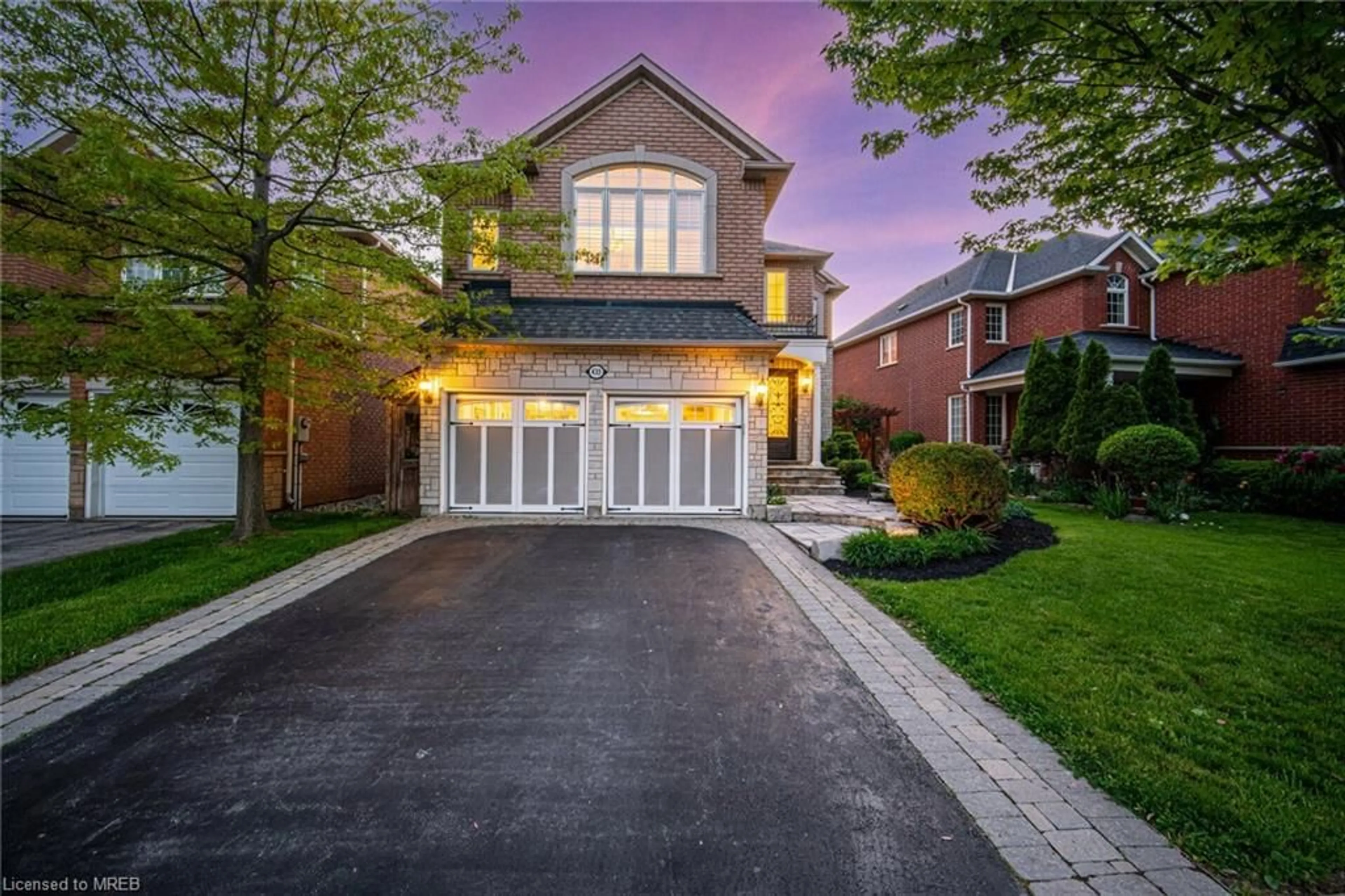 Home with brick exterior material for 435 Grovehill Rd, Oakville Ontario L6H 6P3