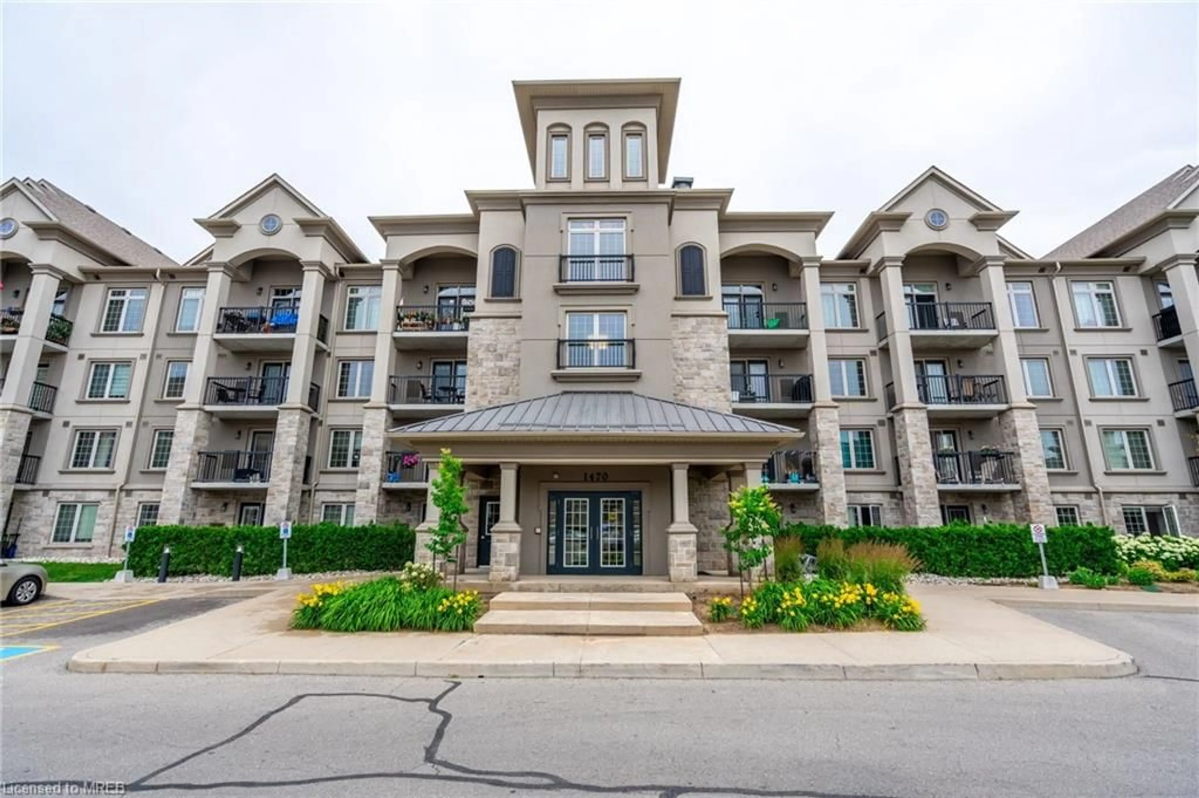 A pic from exterior of the house or condo for 1470 Main St #305, Milton Ontario L9T 8W8