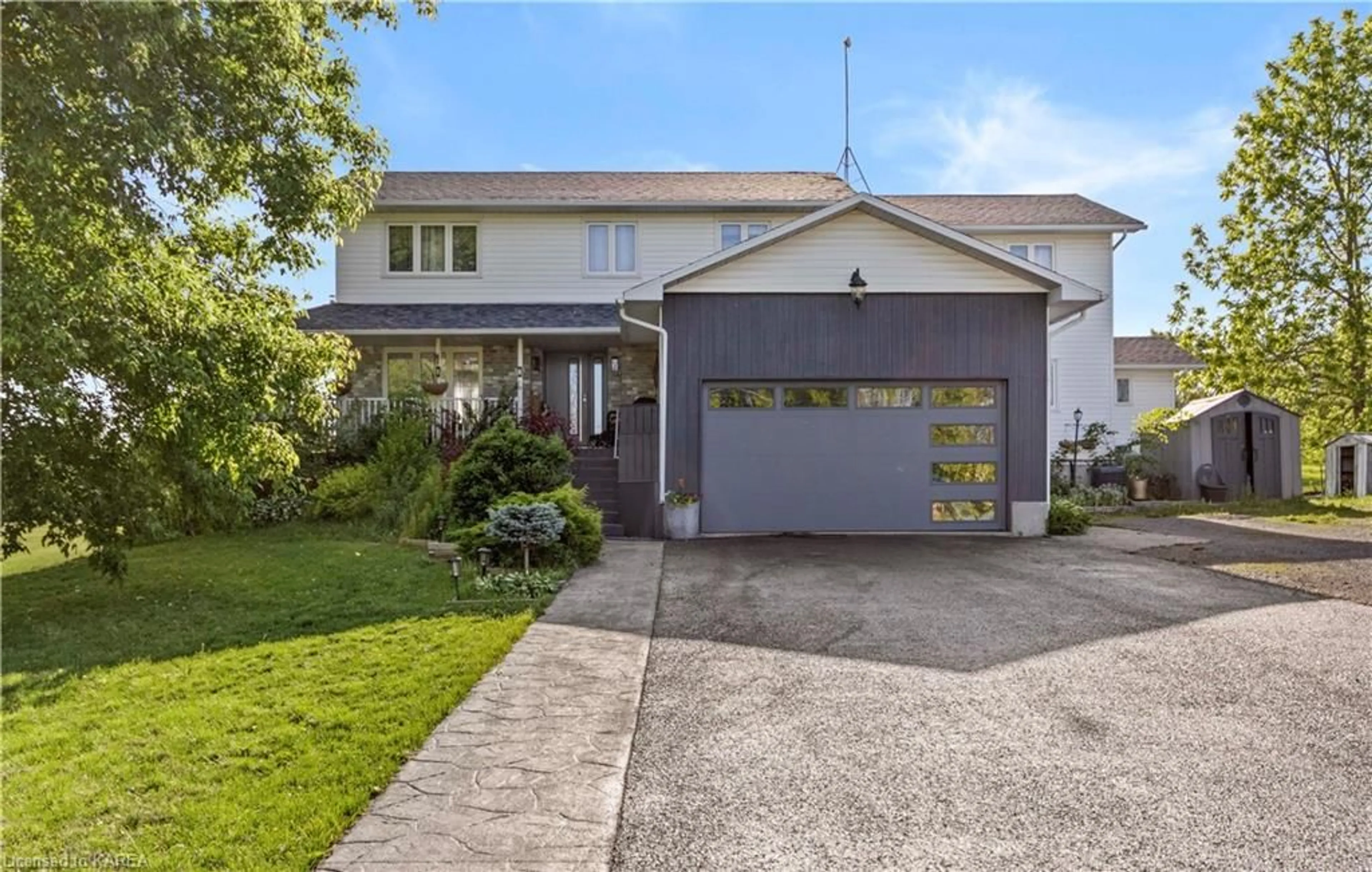 Frontside or backside of a home, cottage for 3900 Round Lake Road, Inverary Ontario K0H 1X0